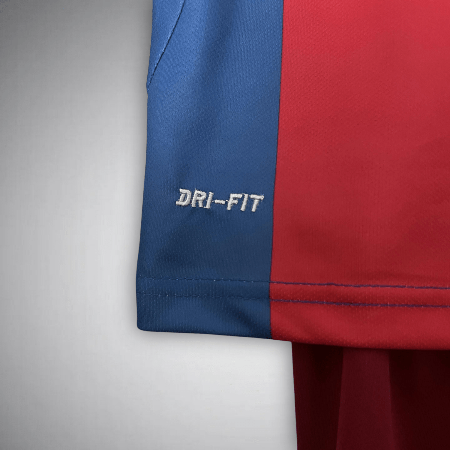 10/11 FC Barcelona Home Kids Kit