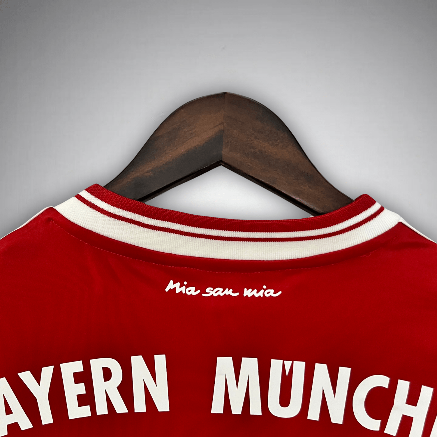 13/14 FC Bayern Home Kit