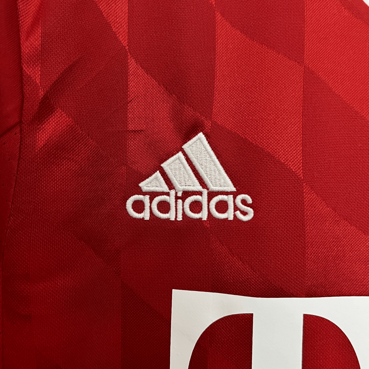 13/14 FC Bayern Home Kit