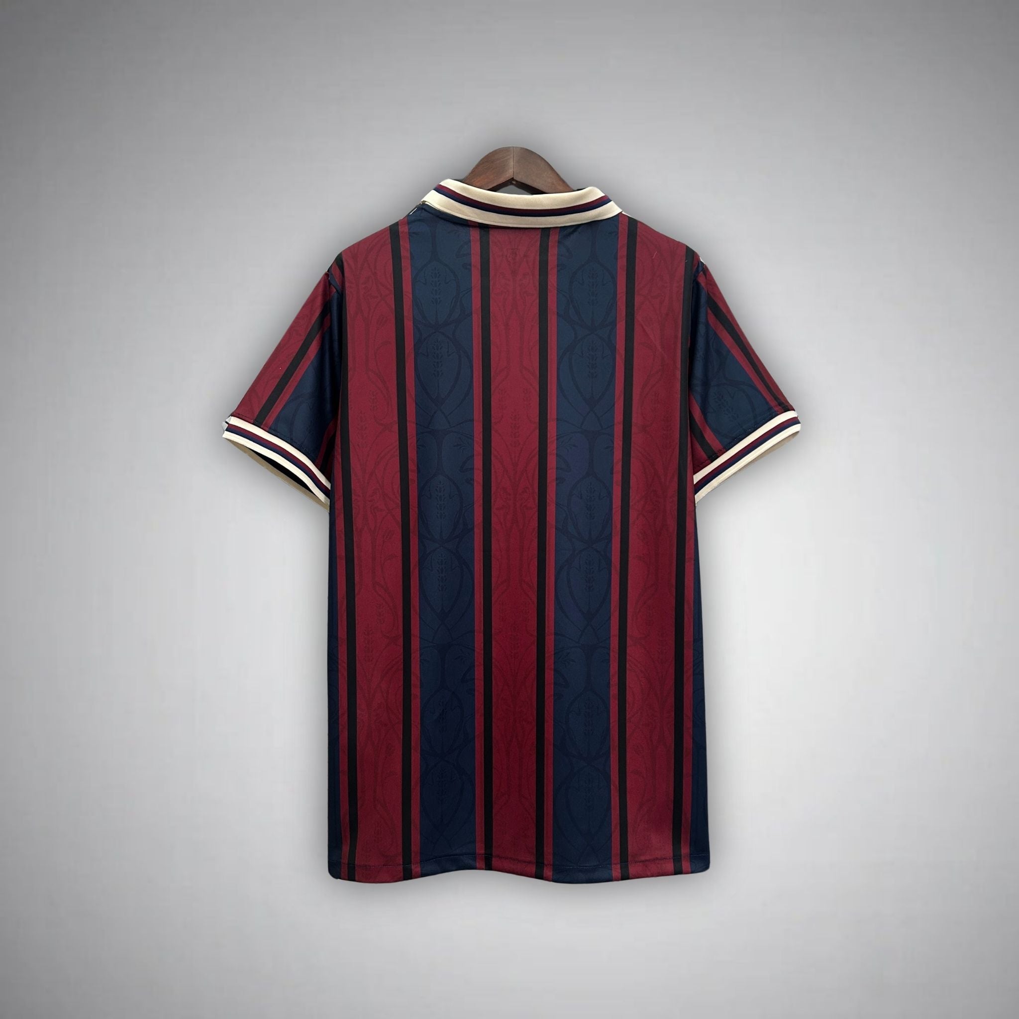 FC Barcelona Catalan Roots Kit