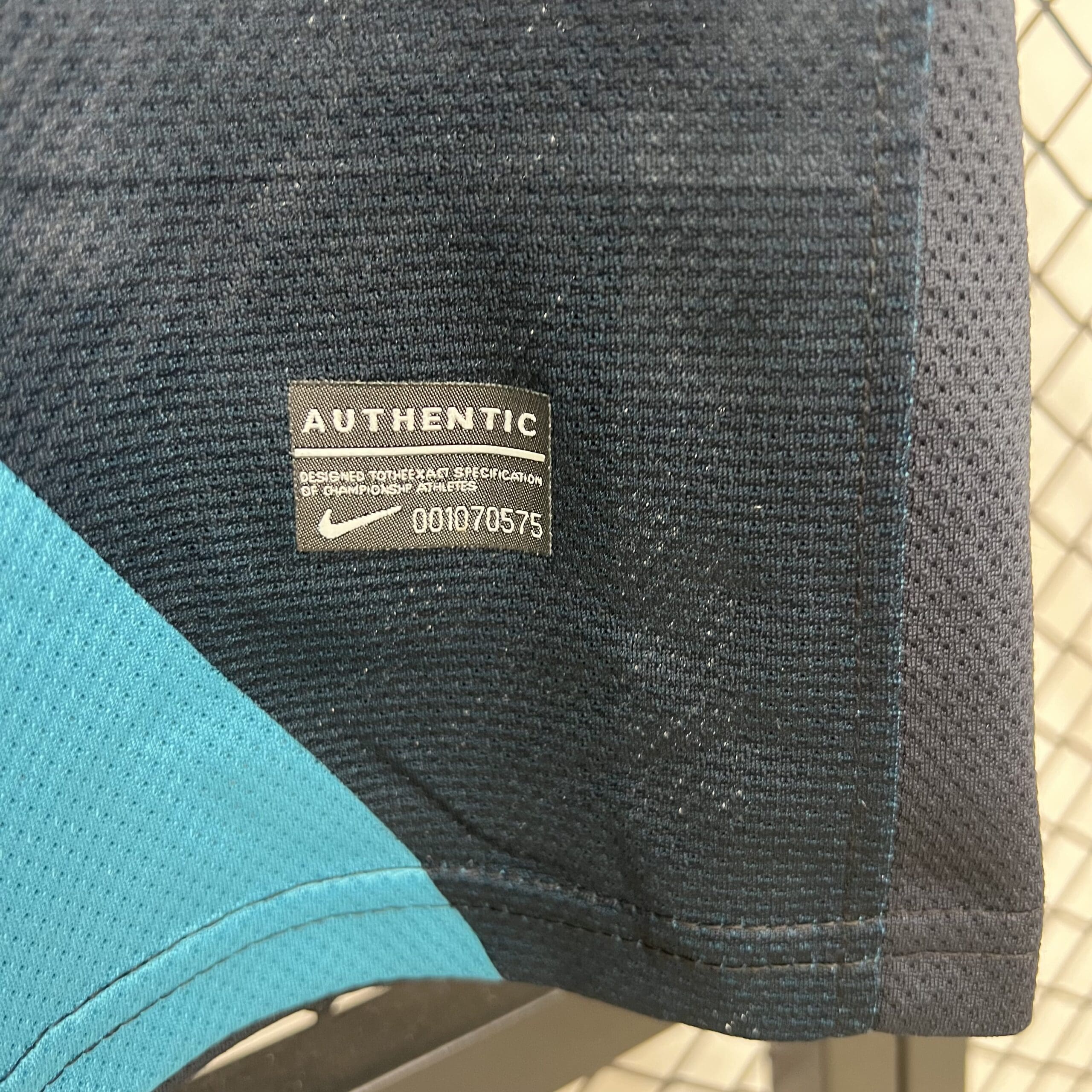 Arsenal 2011-12 Away Retro Kit