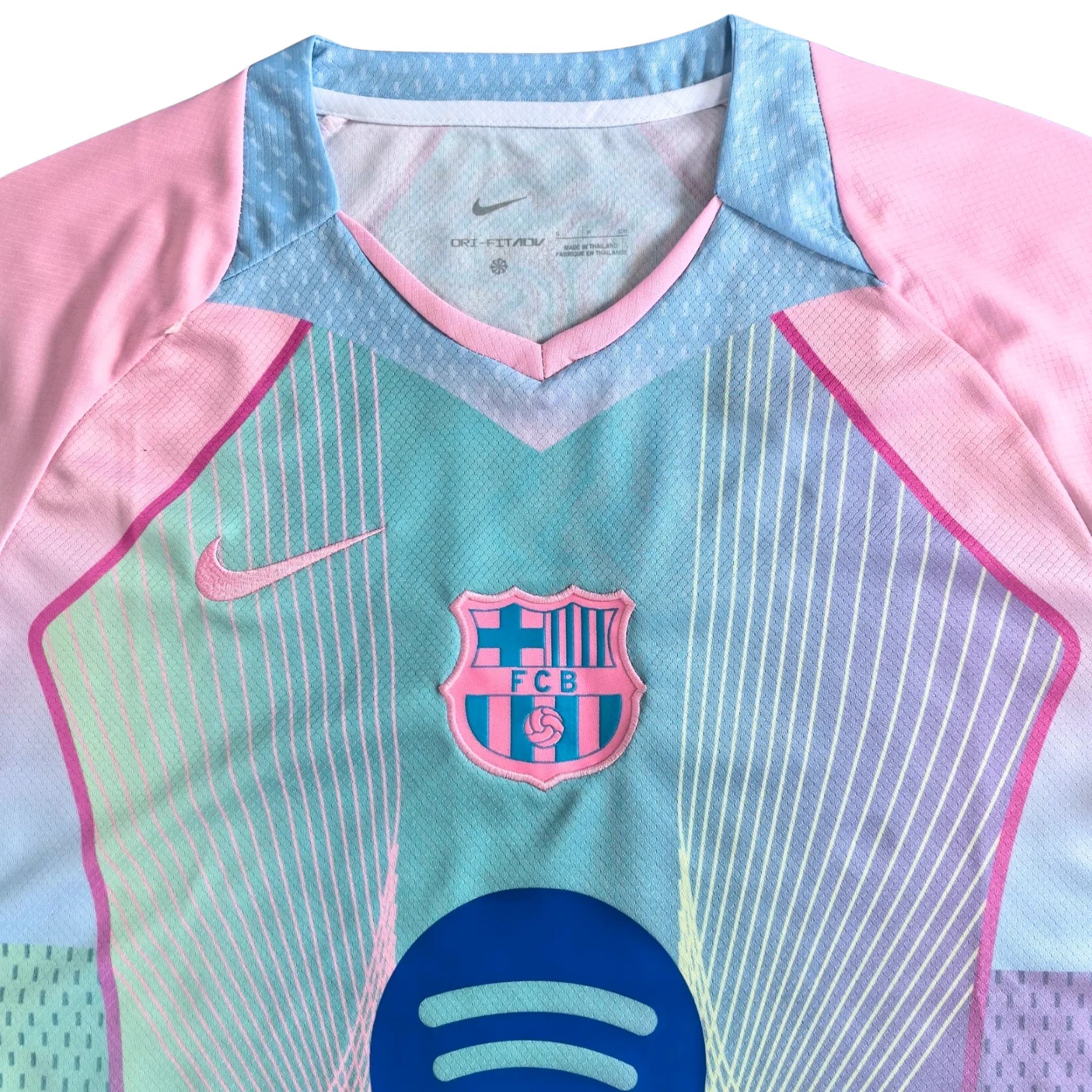 2025-26 FC Barcelona Dreamwave Kit