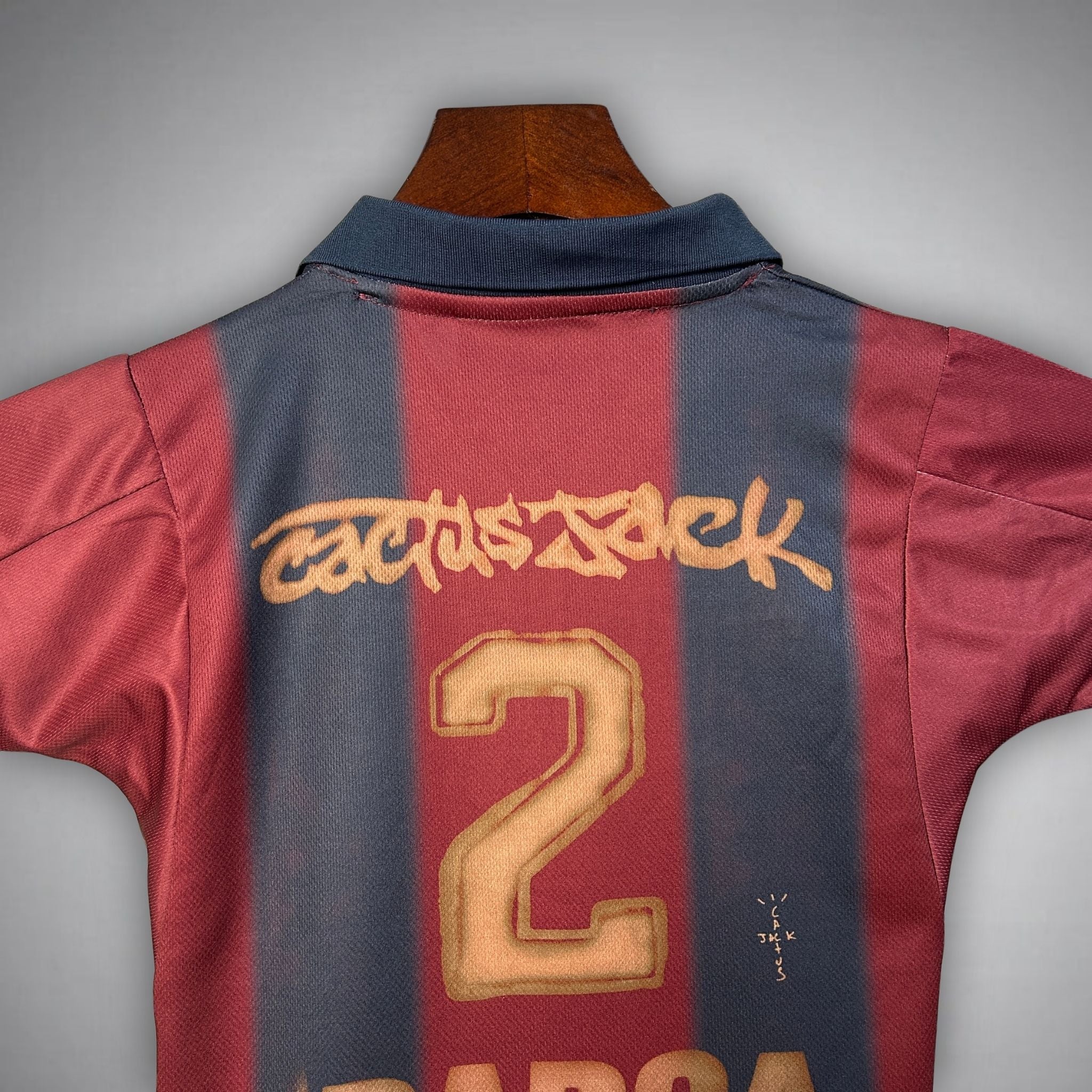 2000/01 FC Barcelona Retro x Travis Scott Limited Edition Kids Home Kit