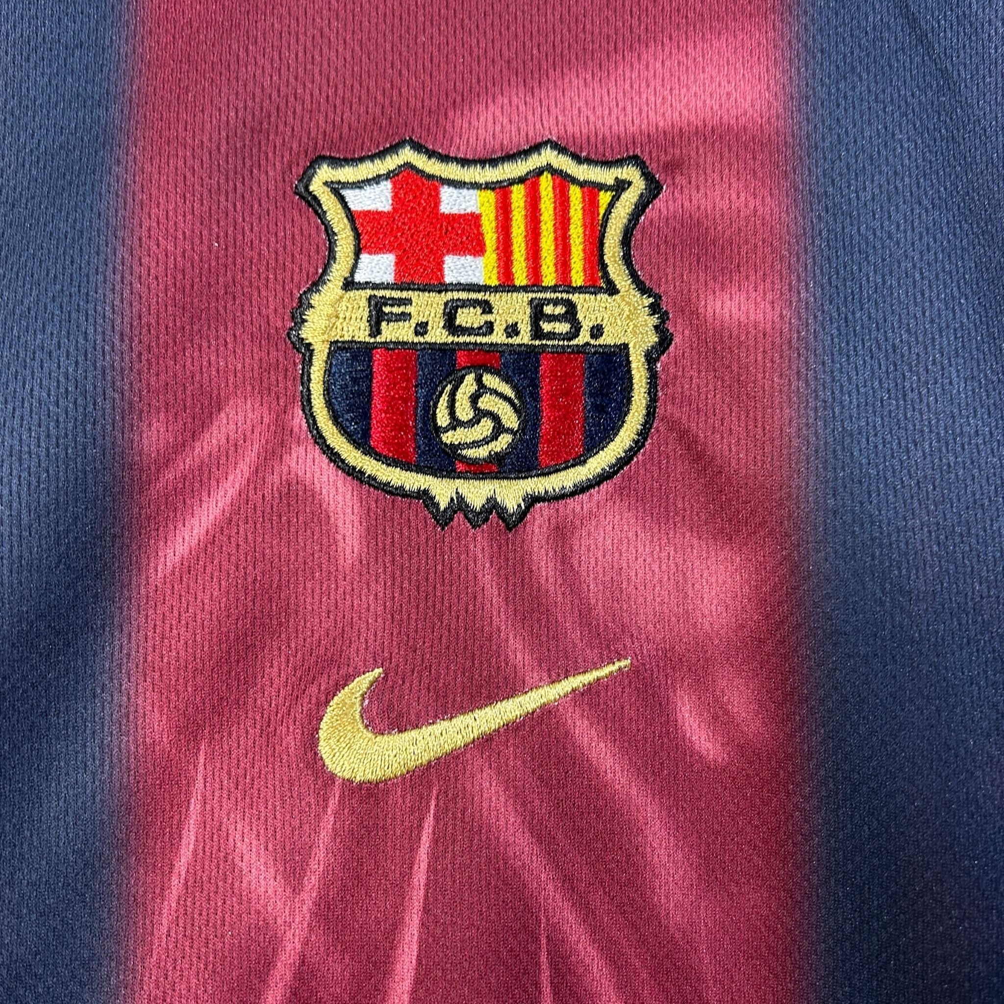 2000/01 FC Barcelona Retro x Travis Scott Limited Edition Kids Home Kit