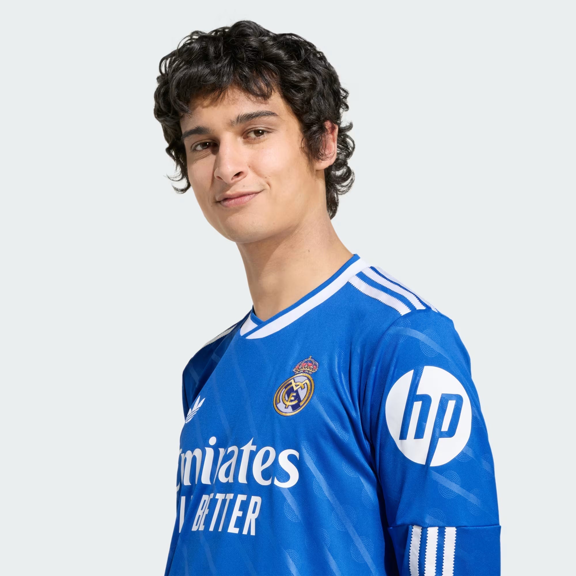 2025/26 Real Madrid Long Sleeve Third Kit