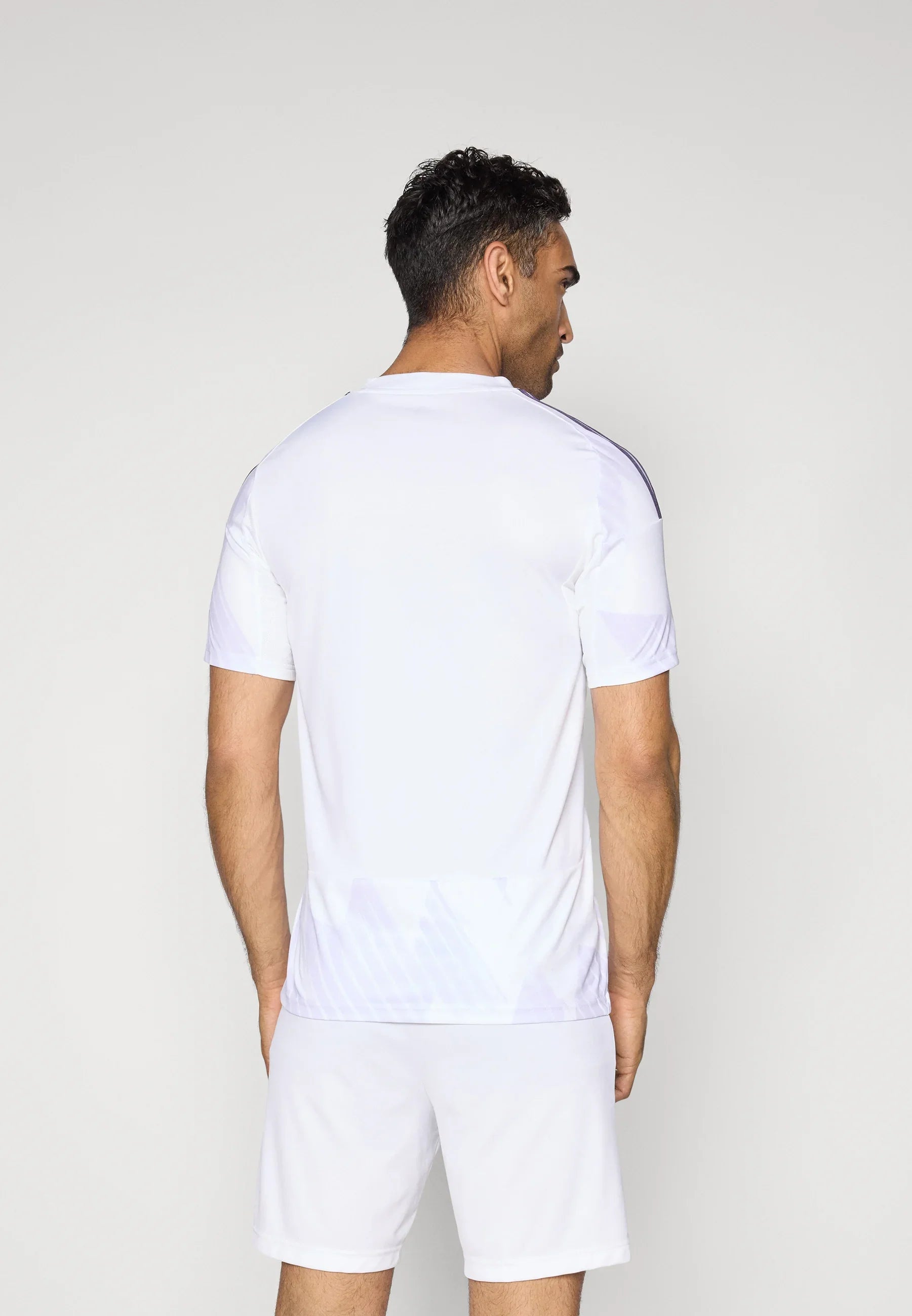 Manchester United 25/26 Away Shirt