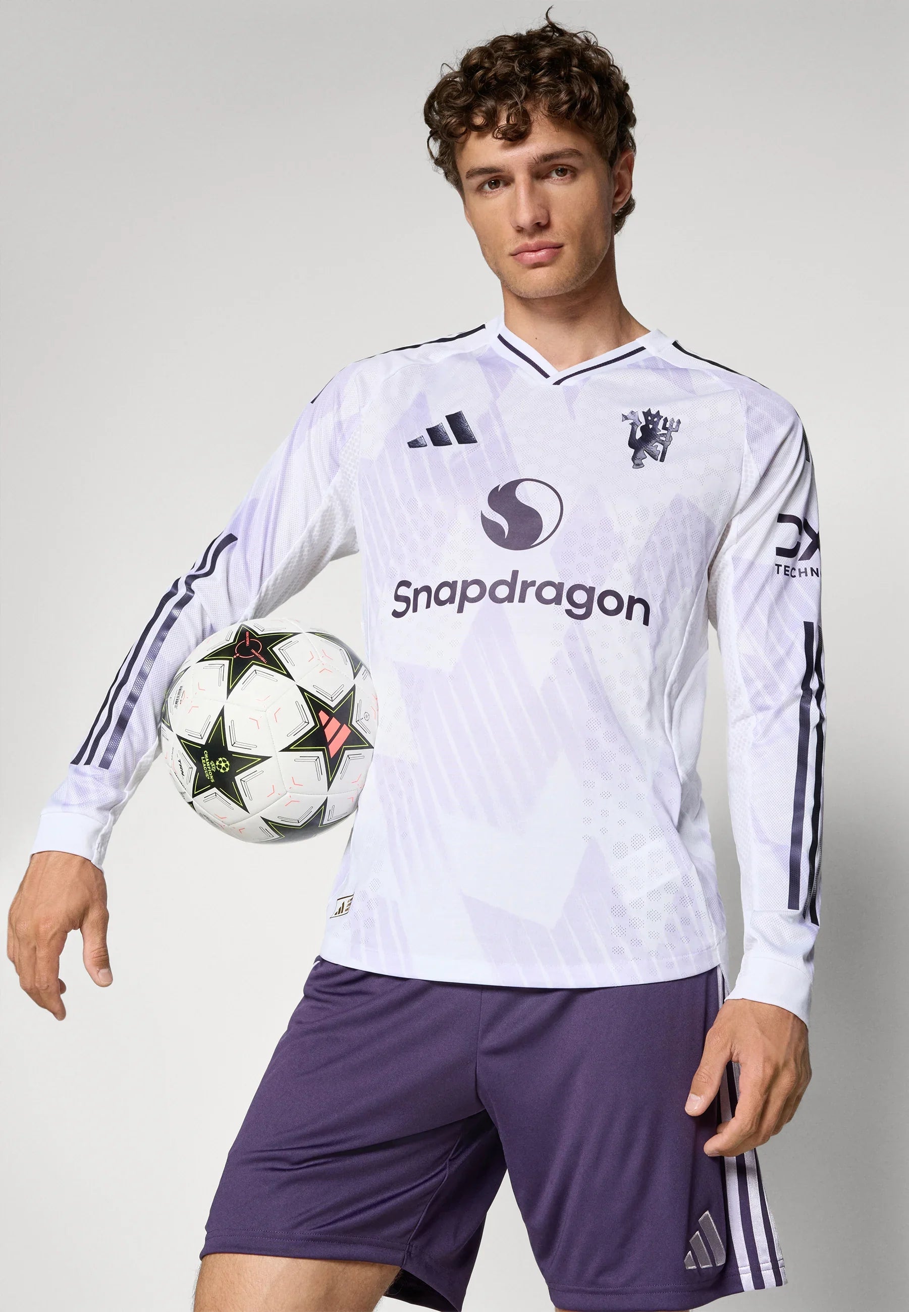 Manchester United 25/26 Away Shirt - Long Sleeve