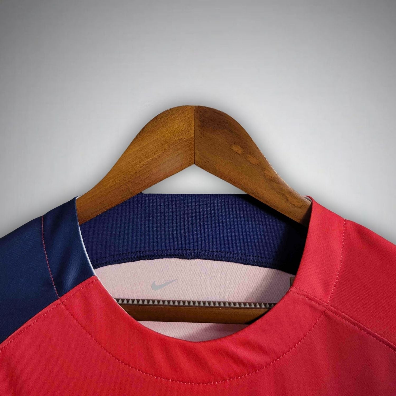 23/24 PSG Pre-Match Kit