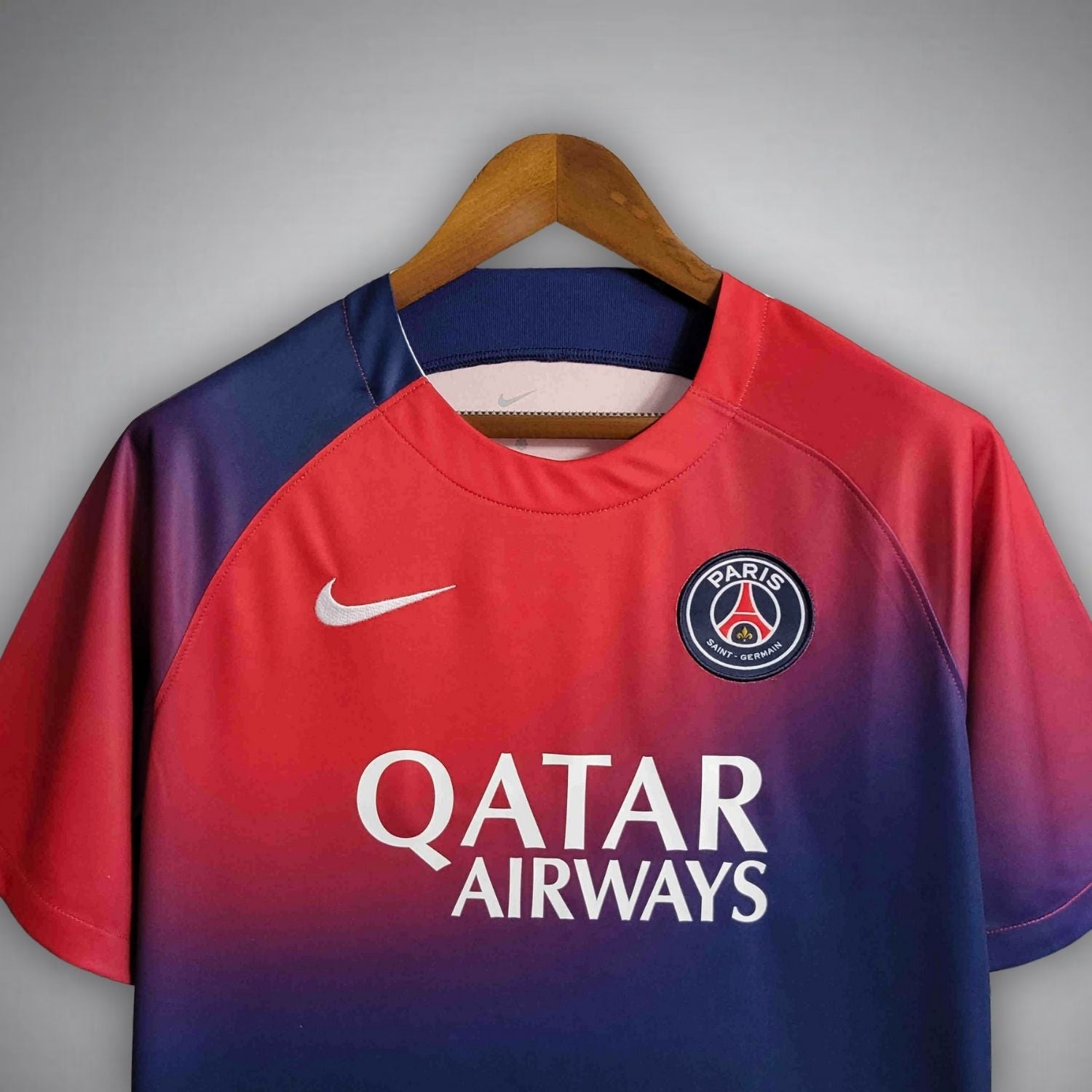 23/24 PSG Pre-Match Kit