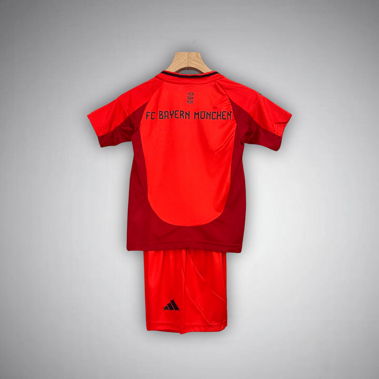 24/25 FC Bayern Home Kids Kit