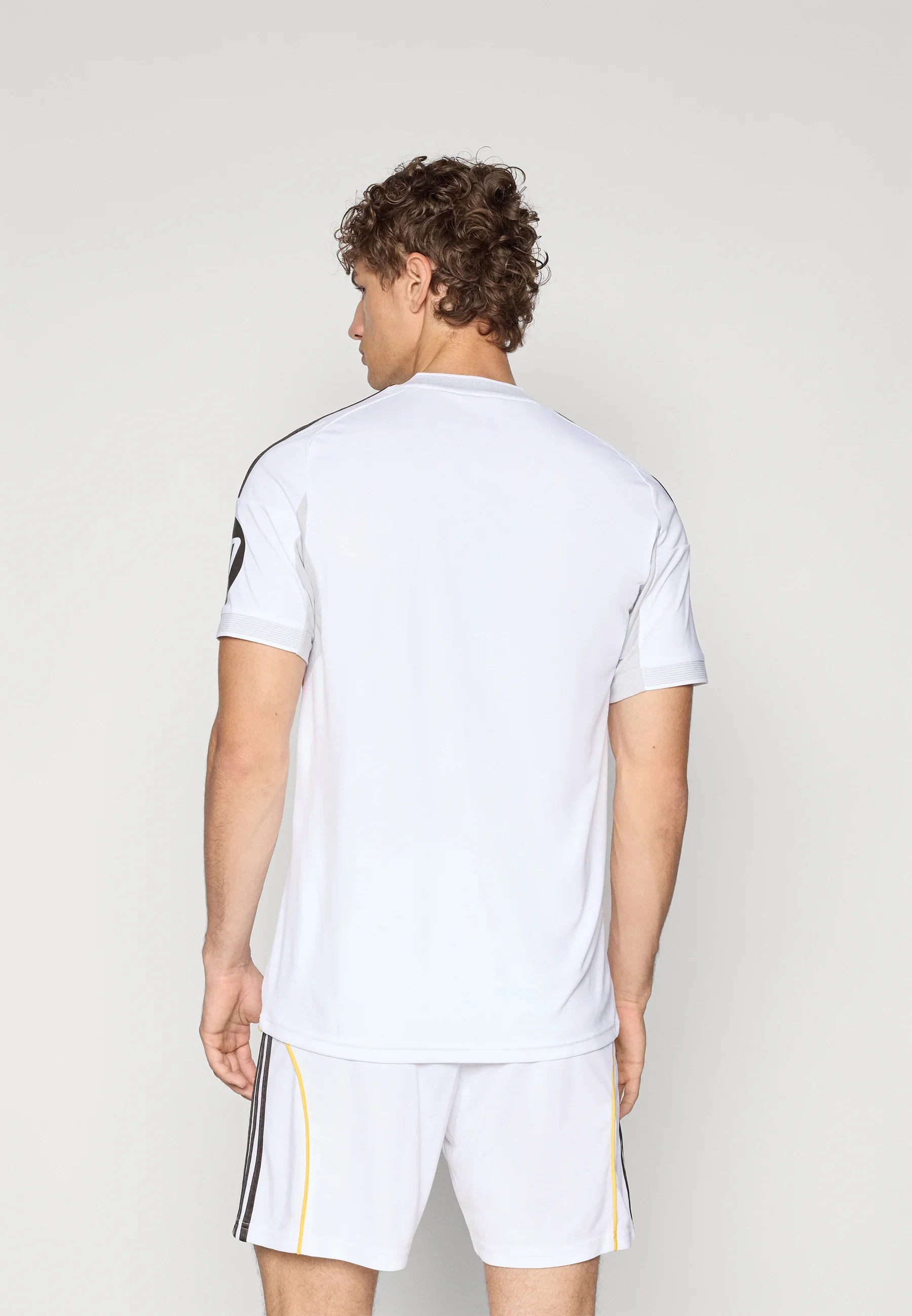 Real Madrid 25/26 Home Kit