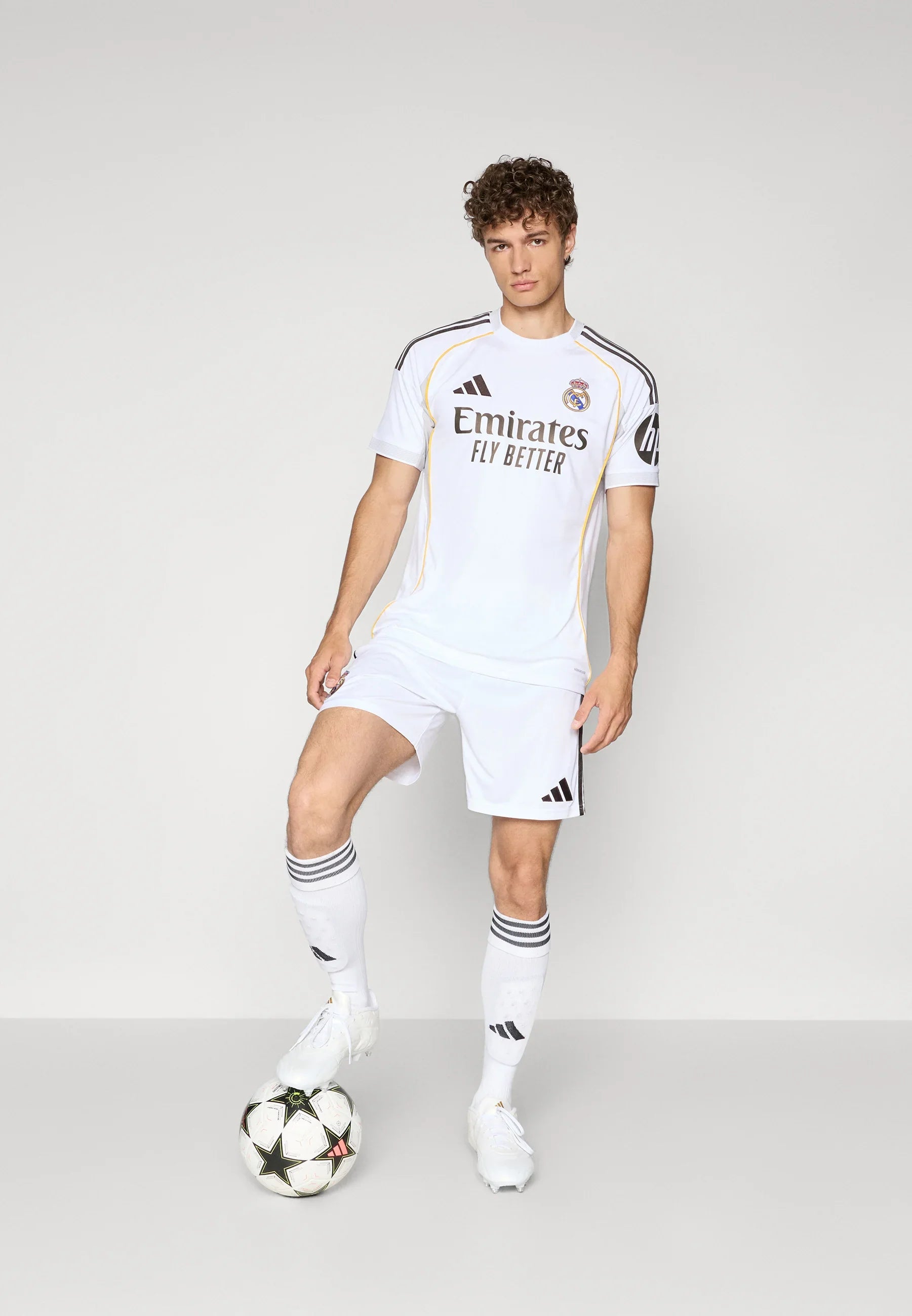 Real Madrid 25/26 Home Kit