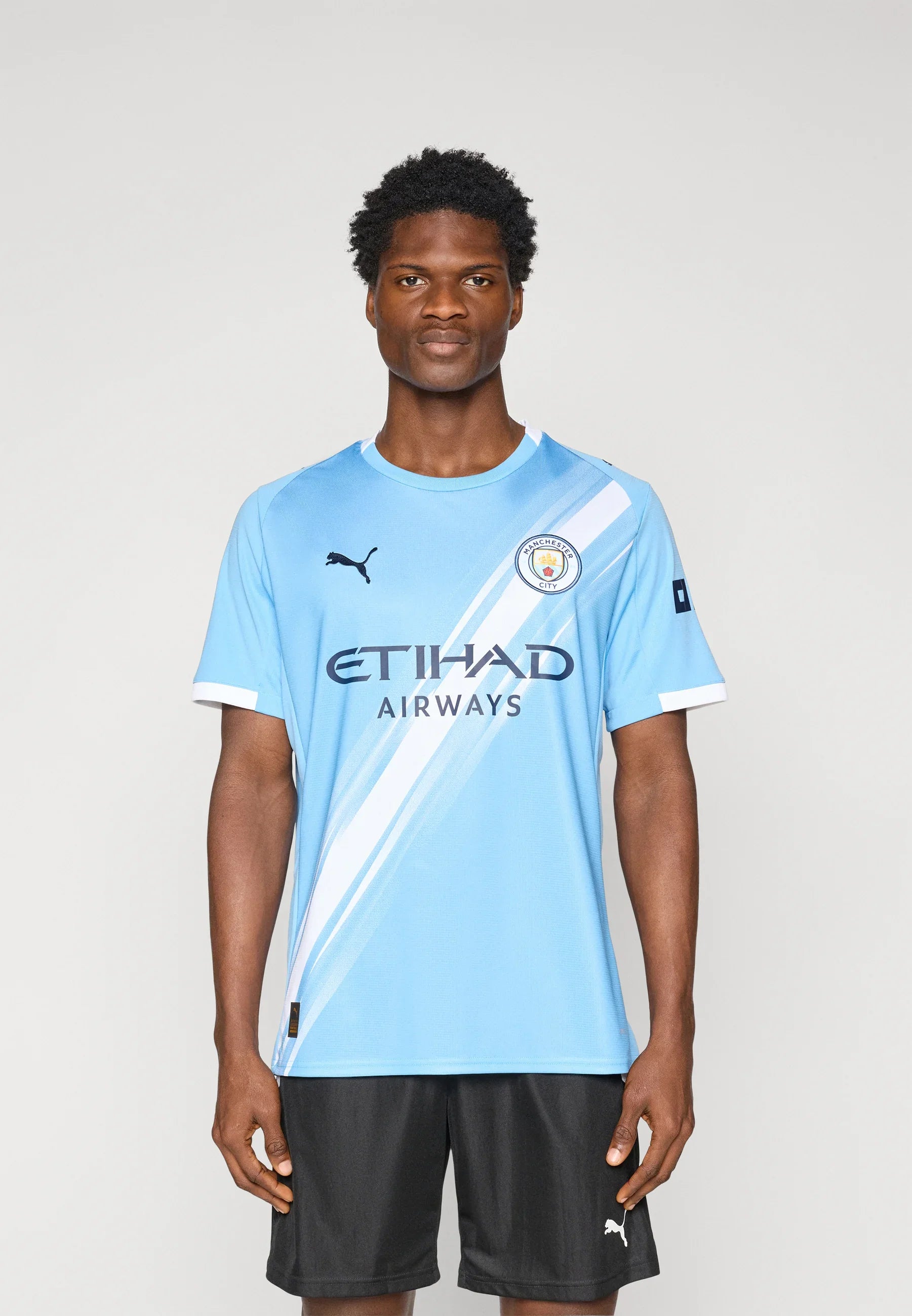 Manchester City 25/26 Home Shirt