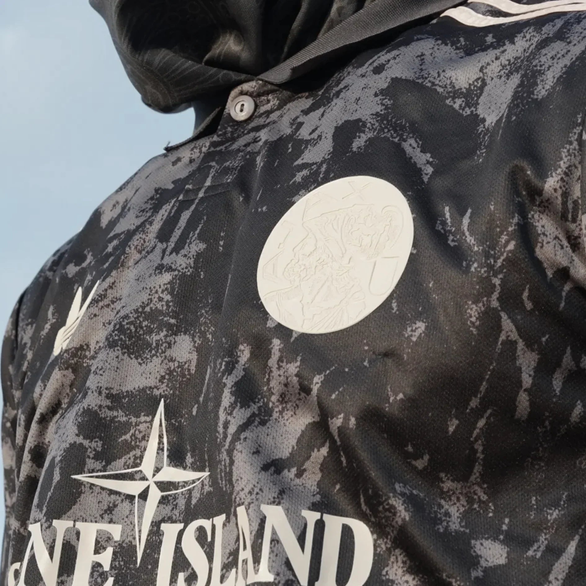 Ajax x Stone Island Kit