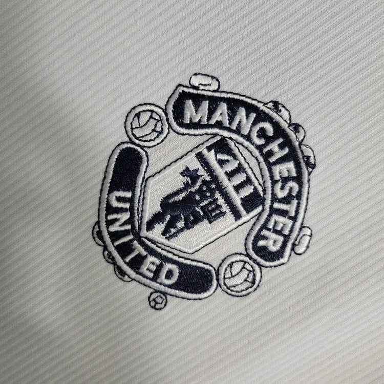 1999-2000 Manchester United Retro Away Shirt - White