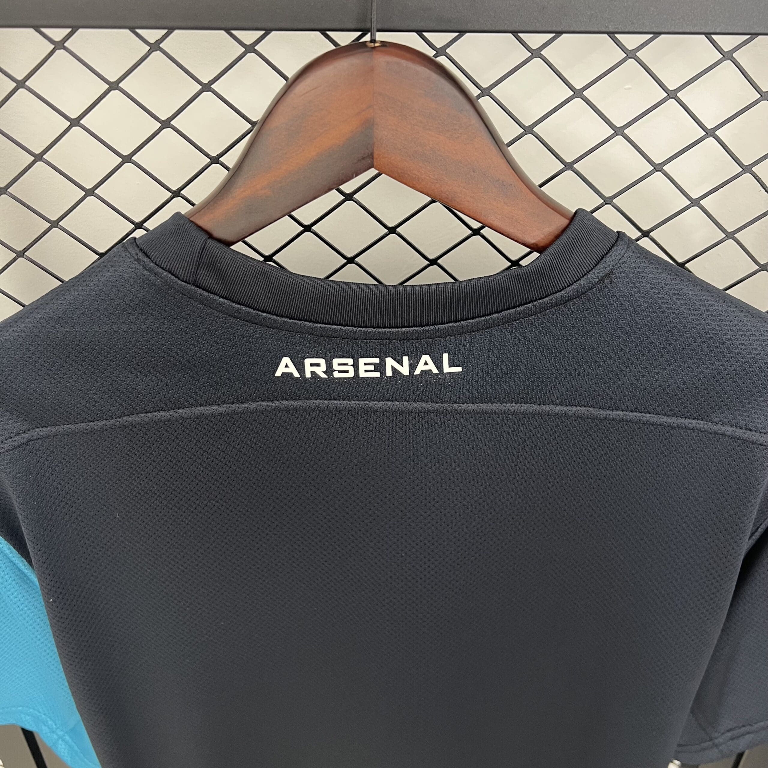 Arsenal 2011-12 Away Retro Kit