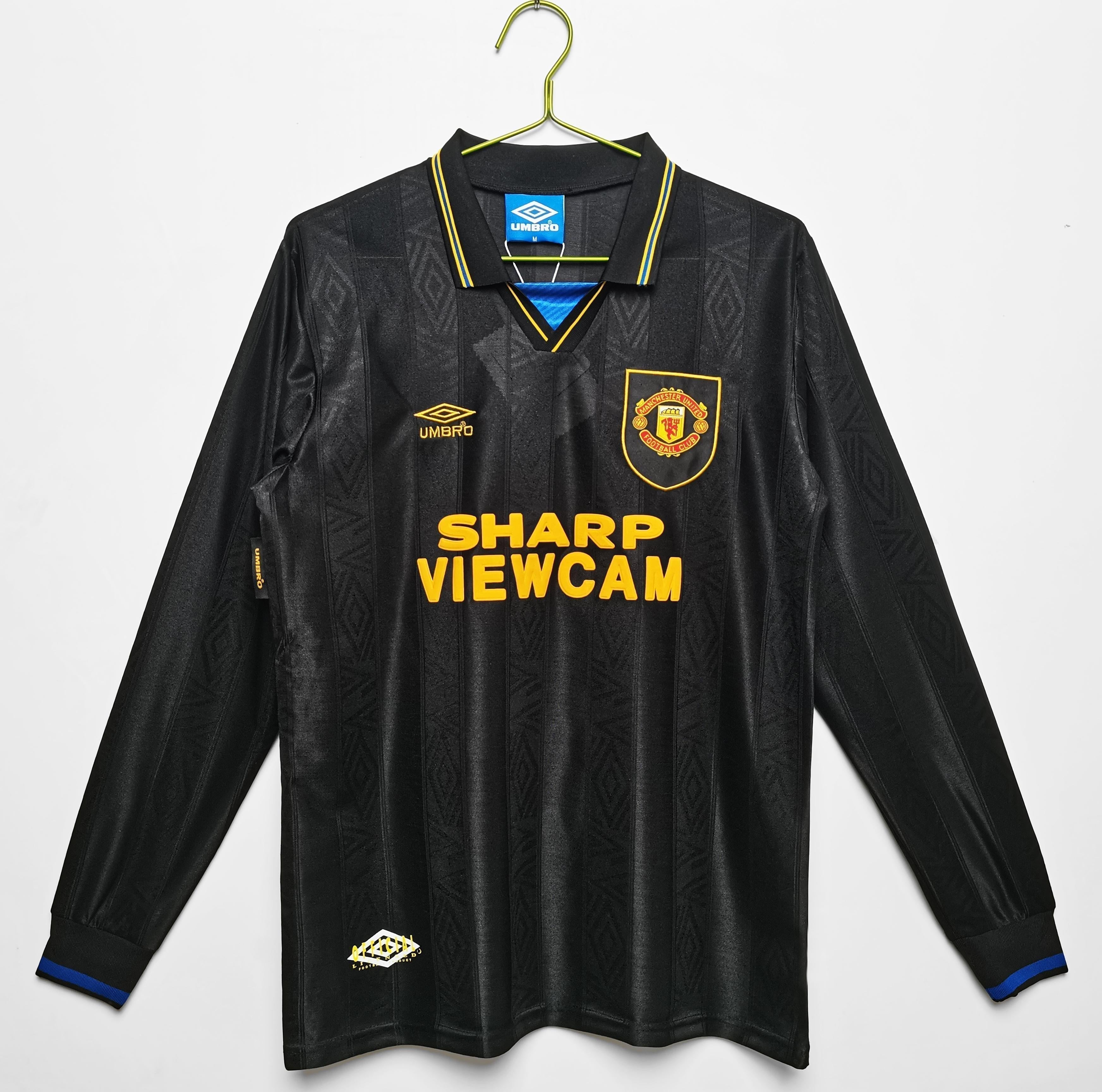 Manchester United 1993/1995 Retro Away Shirt - Long Sleeve