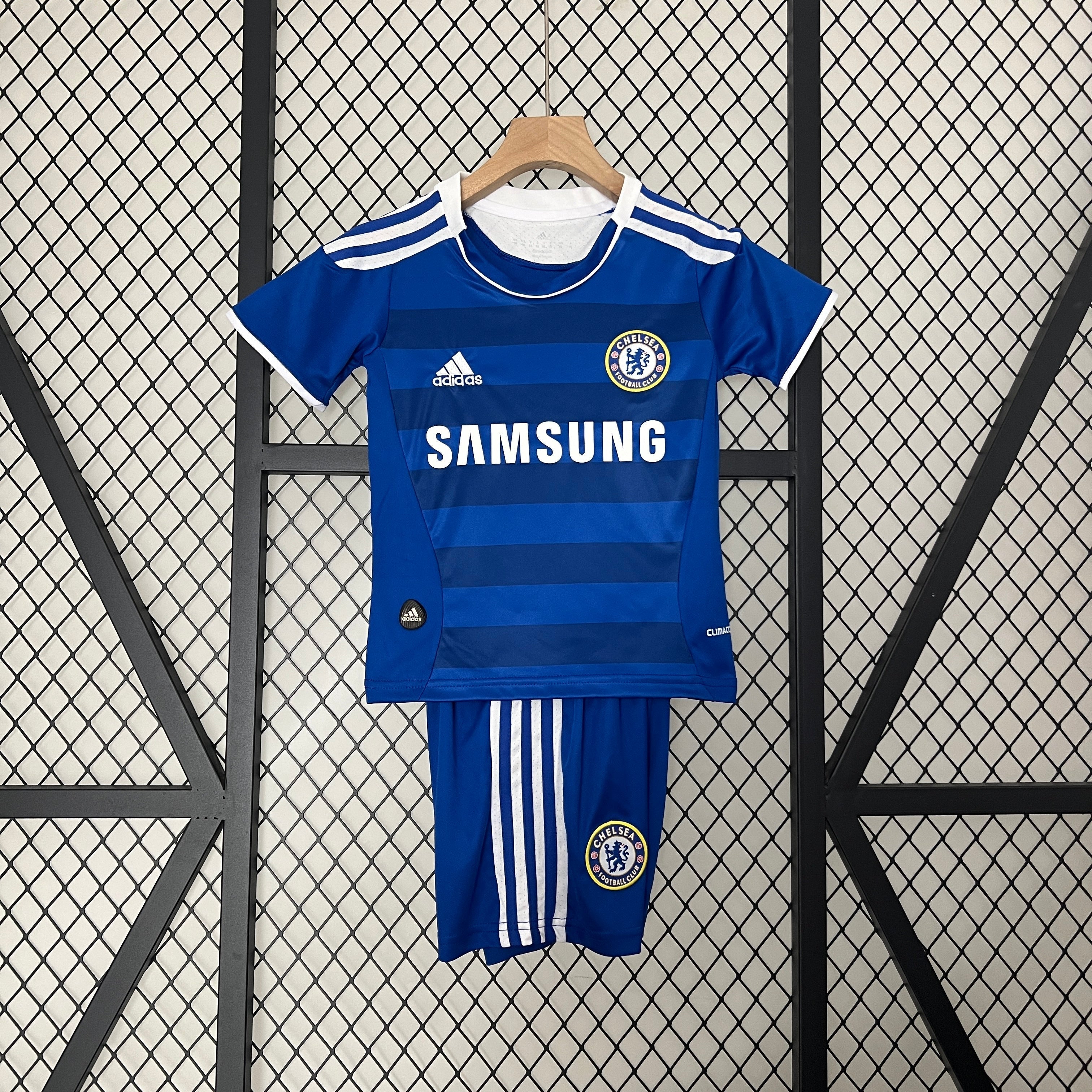 2012-2013 Chelsea Home Kids Kit