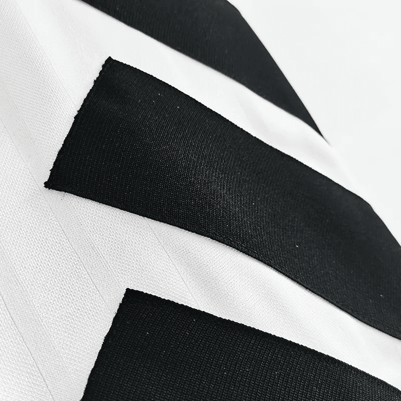 Liverpool 1993/1995 Retro Away Shirt
