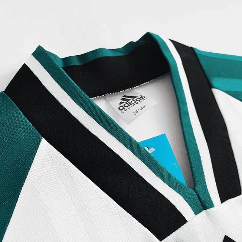 Liverpool 1993/1995 Retro Away Shirt