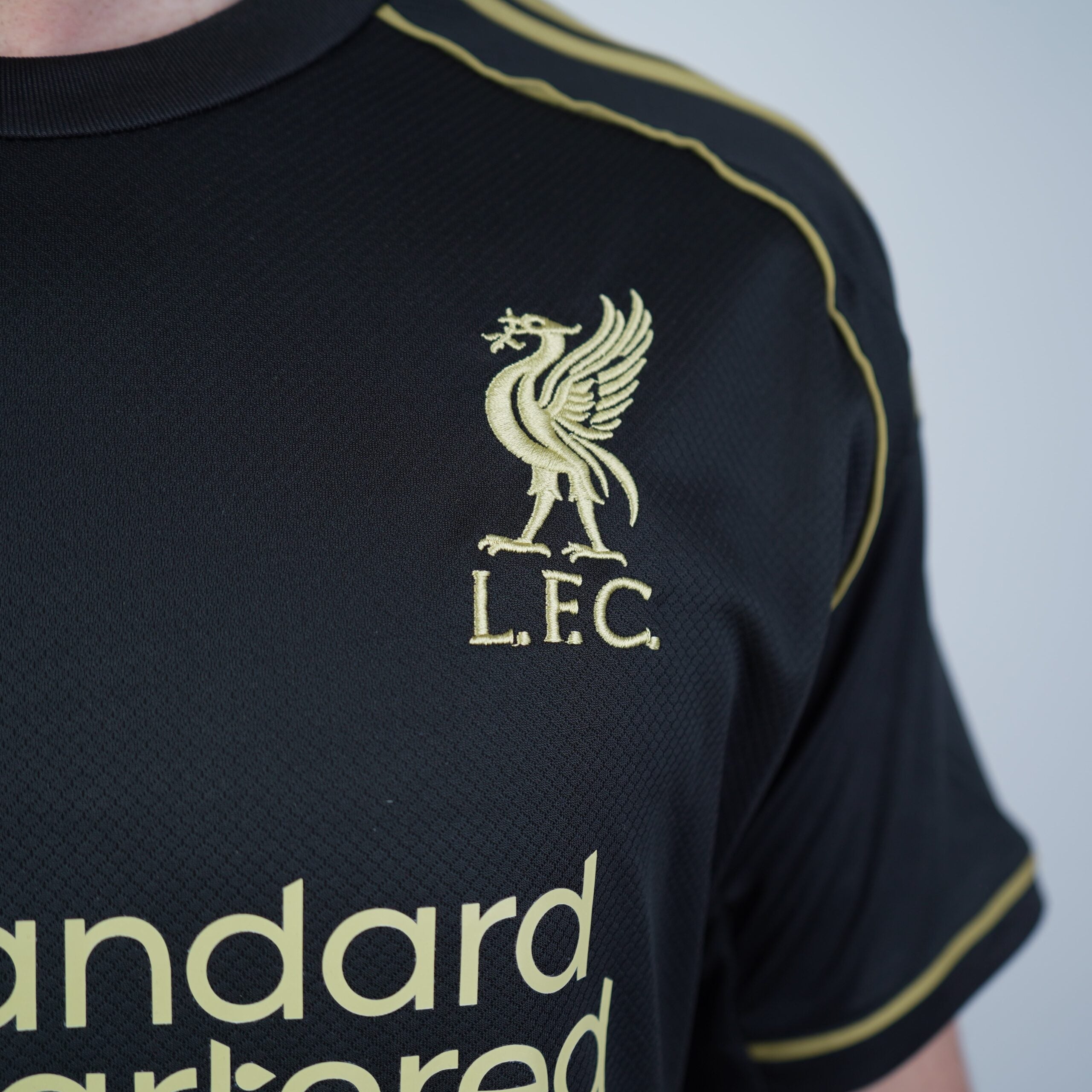 Liverpool 25/26 Black Gold Shirt - Special Edition