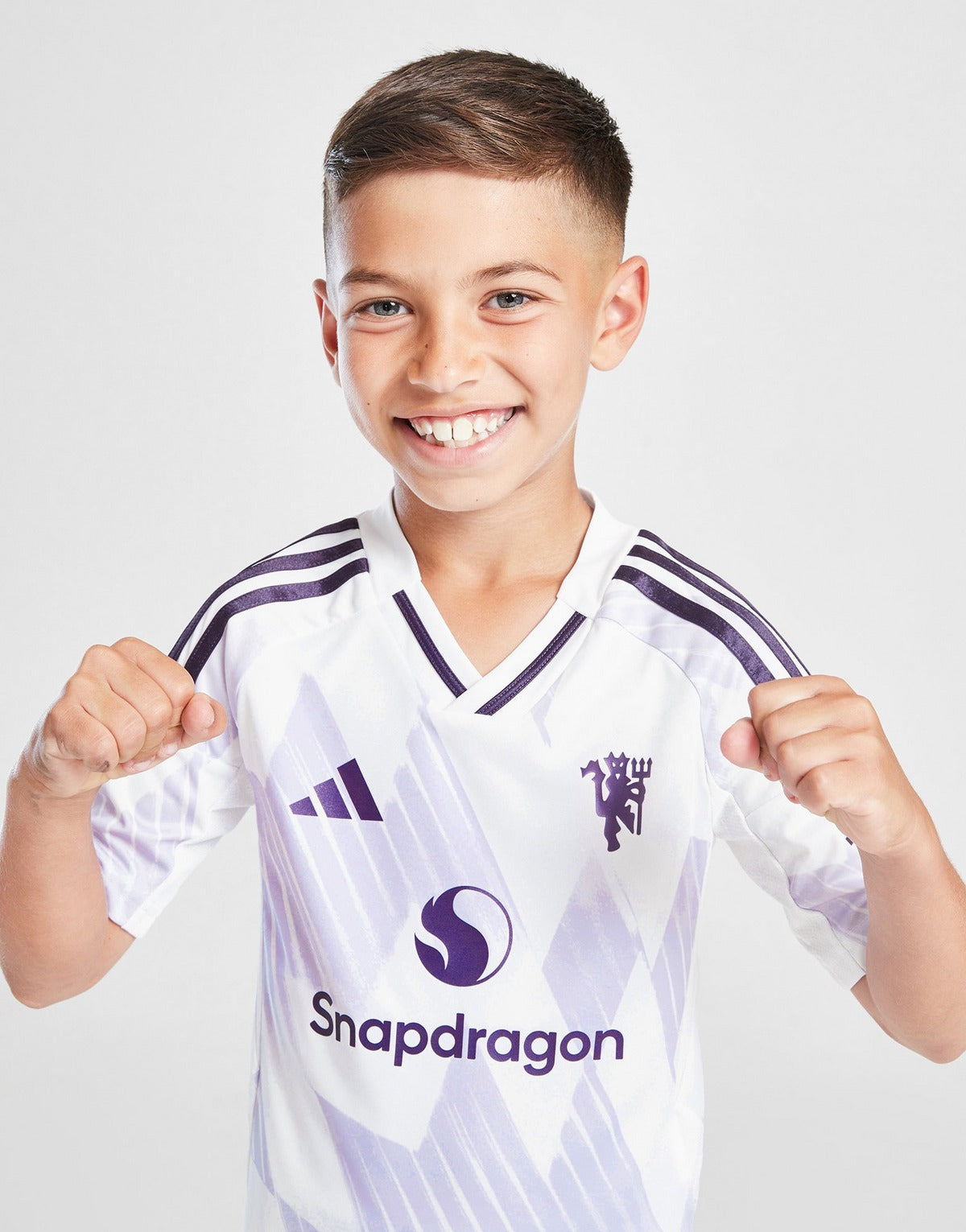 Manchester United 25-26 Away Kids Kit