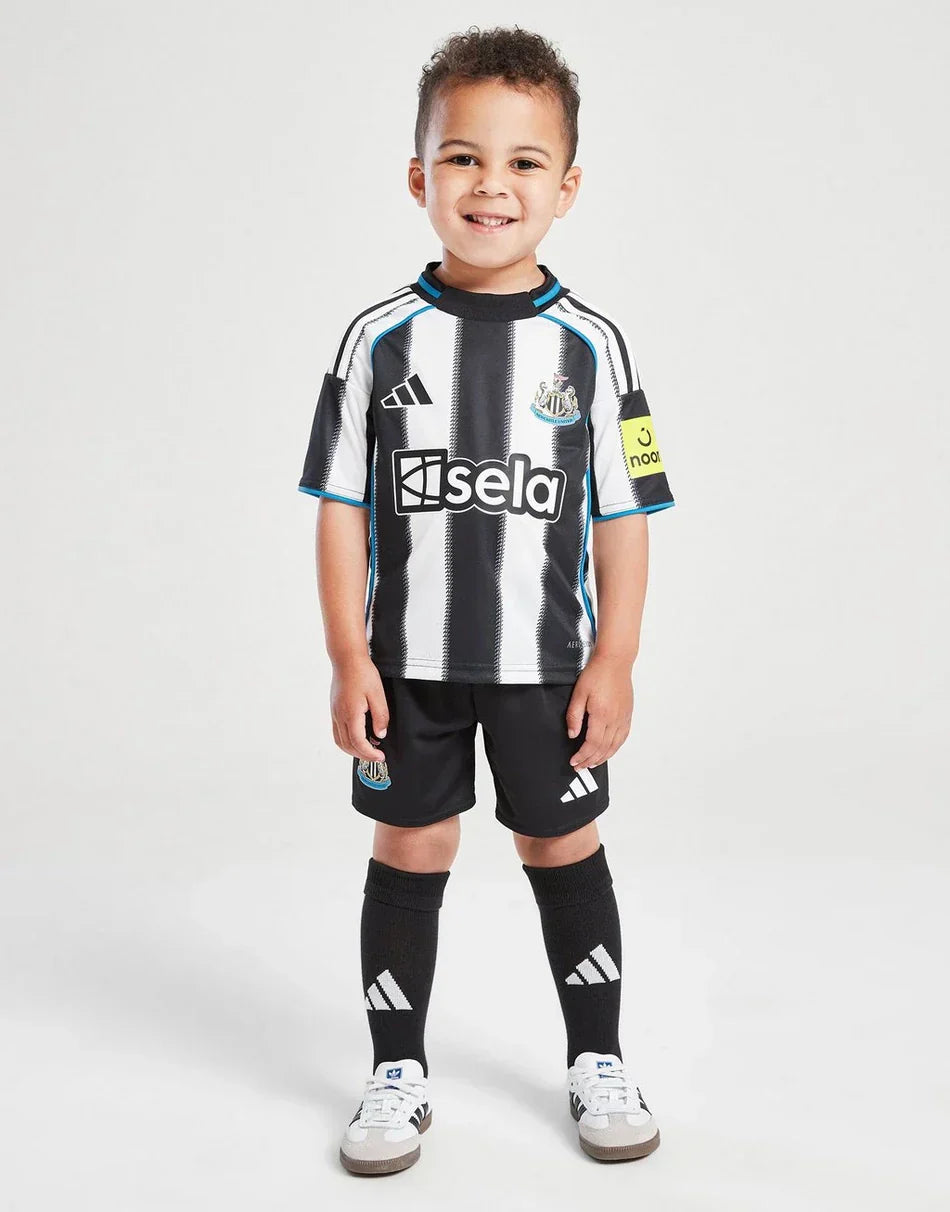 Newcastle 25-26 Home Kids Kit
