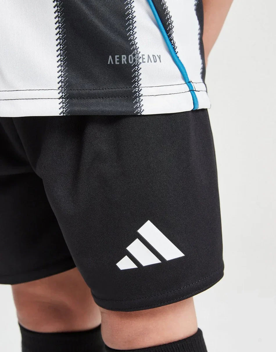 Newcastle 25-26 Home Kids Kit