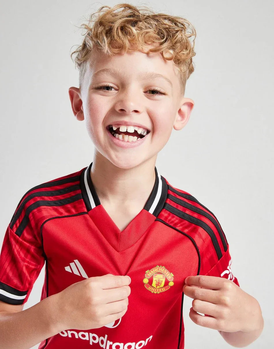 Manchester United 25-26 Home Kids Kit