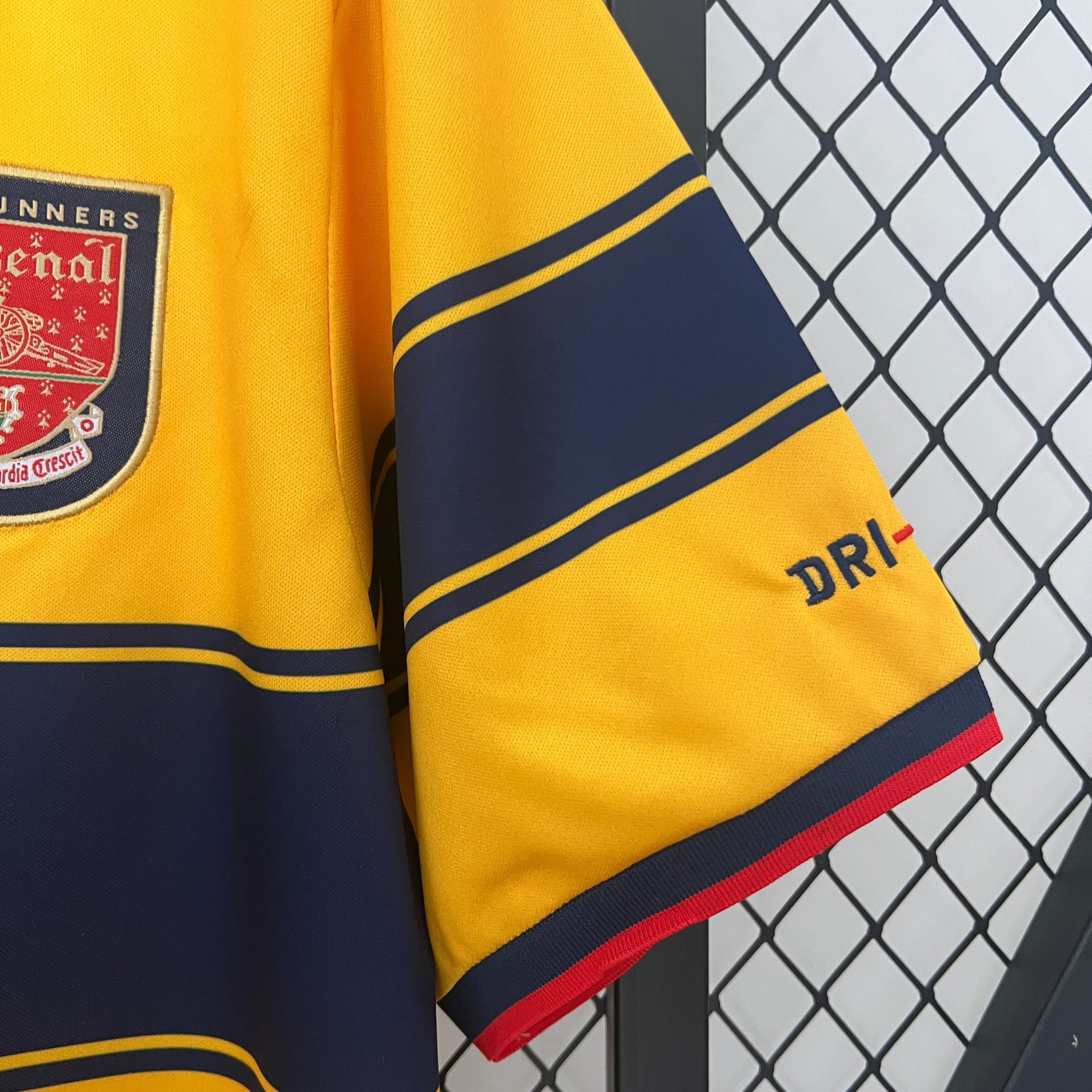 1997-1998 Arsenal Away Shirt