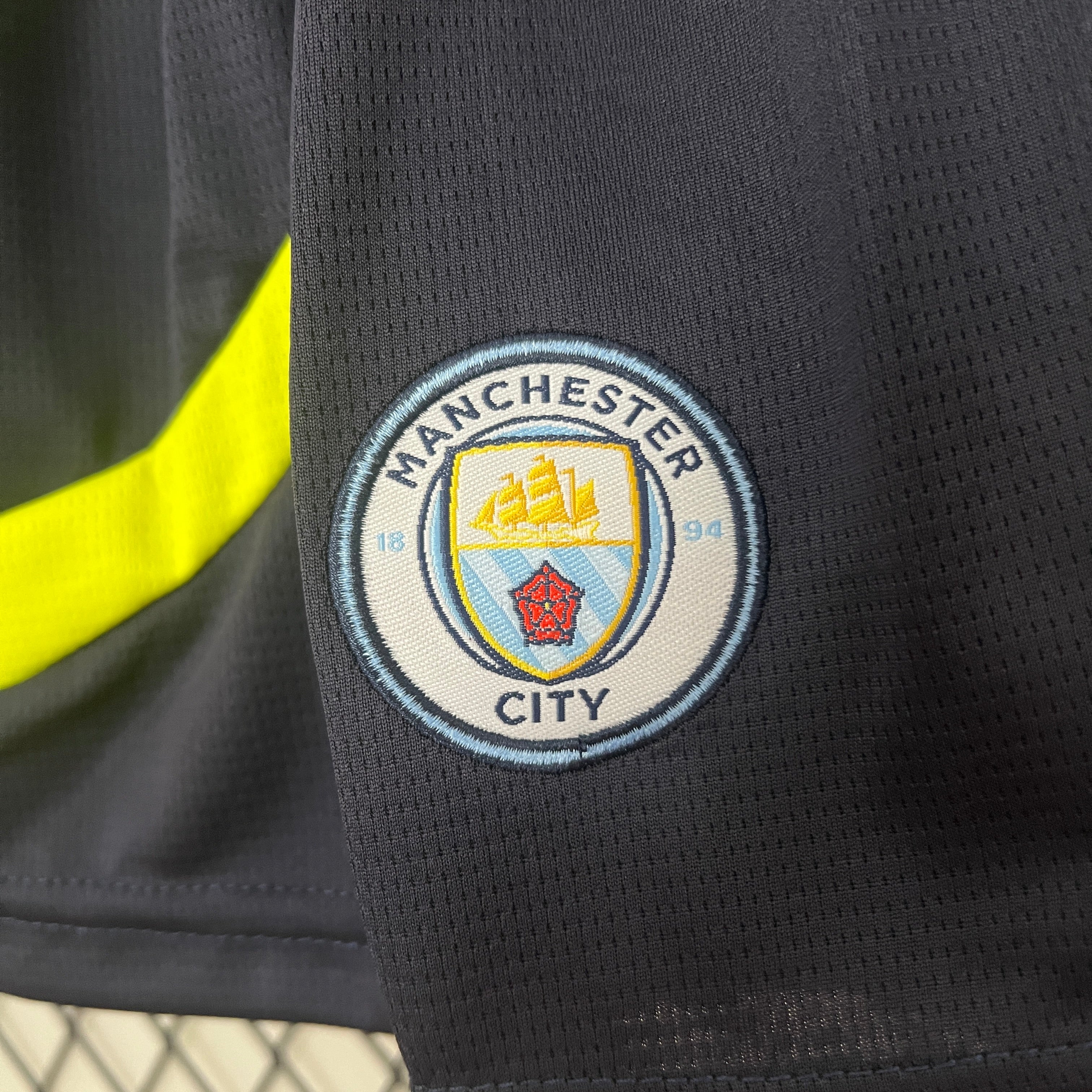 Manchester City 2024/25 Away Kids Kit