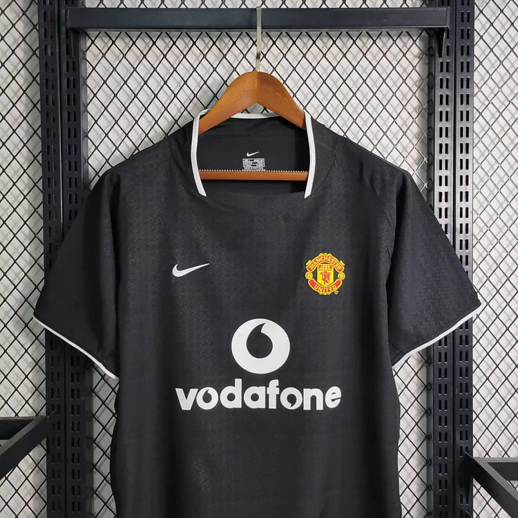2003-2004 Manchester United Retro Away Shirt