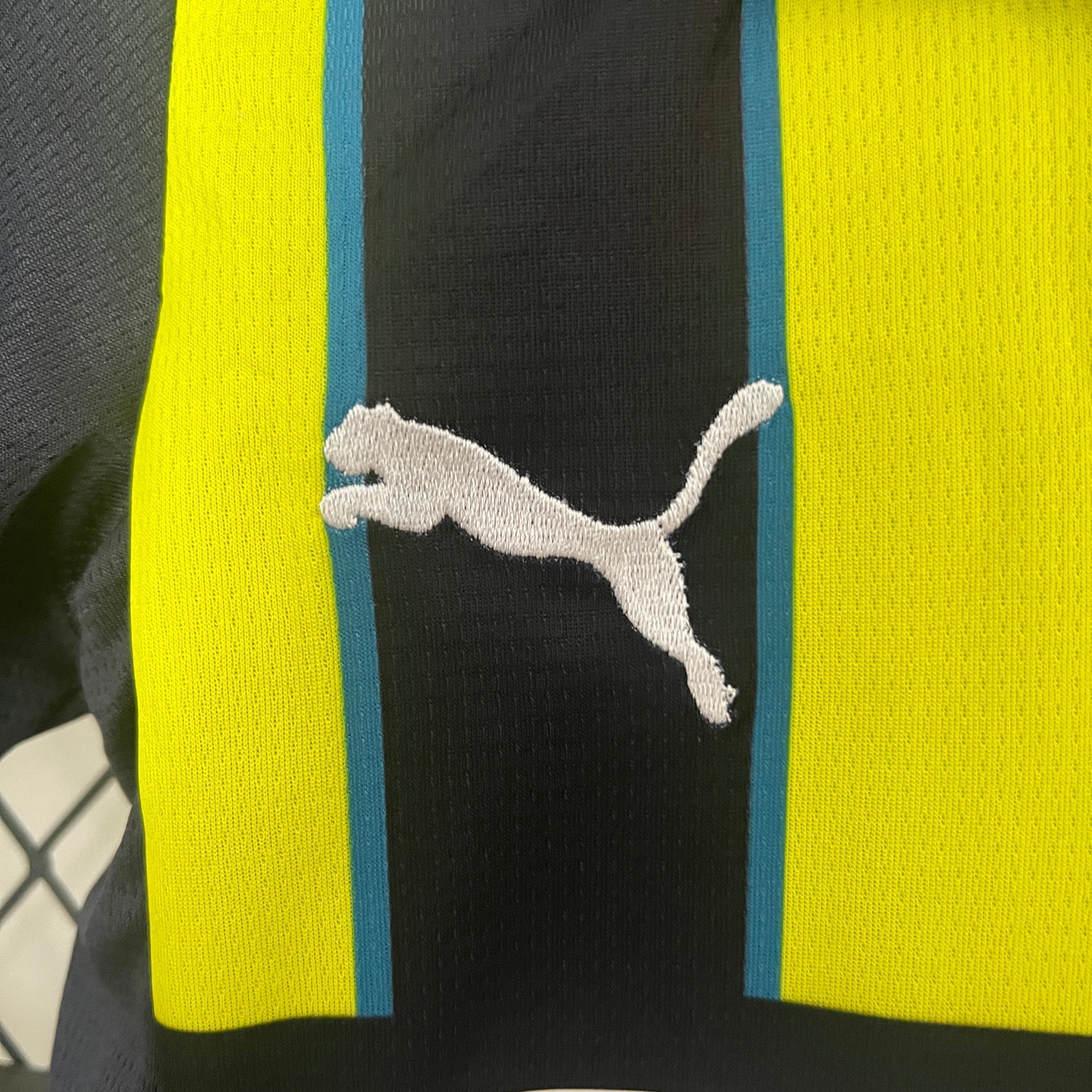 Manchester City 2024/25 Away Kids Kit