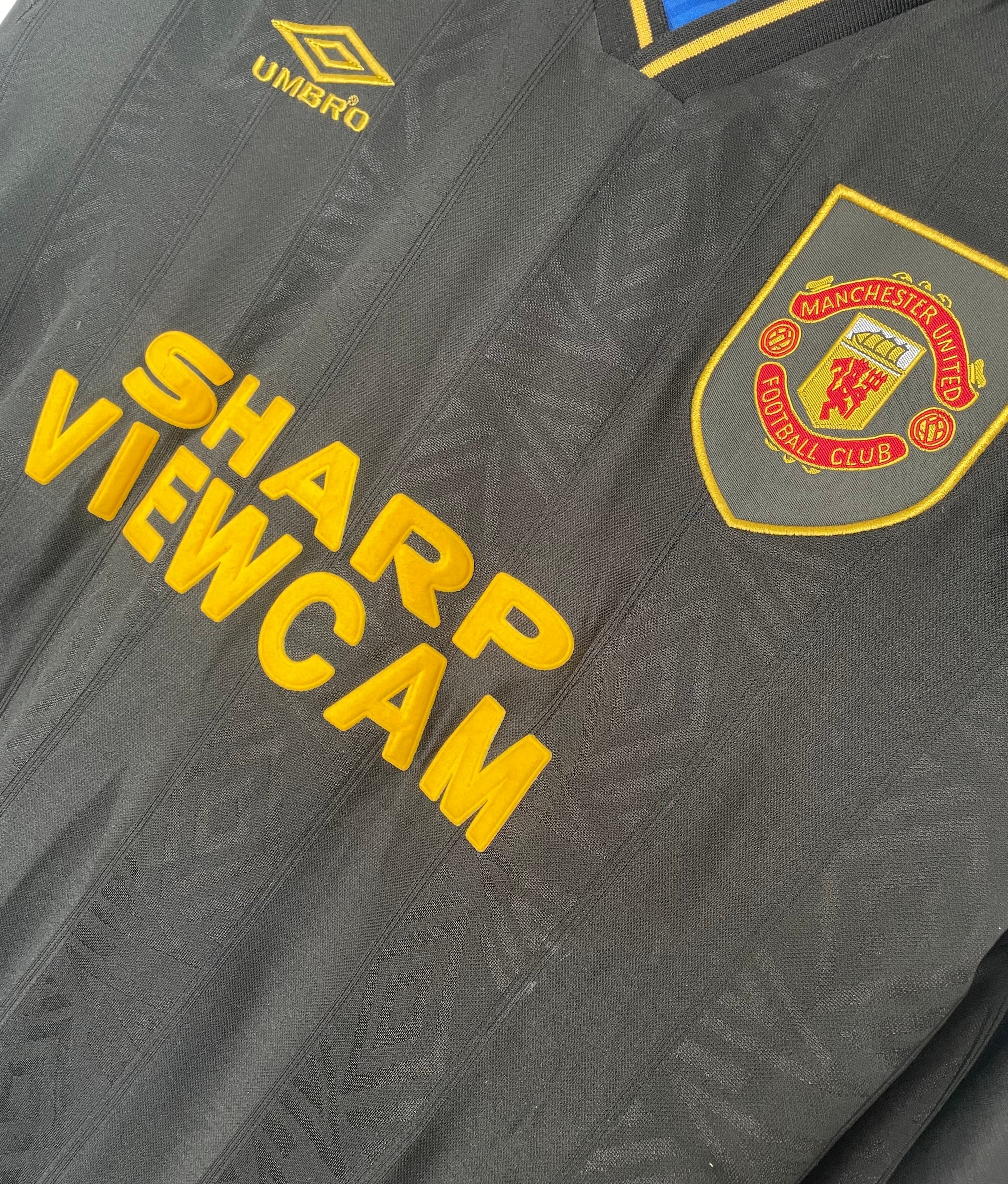 Manchester United 1993/1994 Away Retro Shirt - Long Sleeve