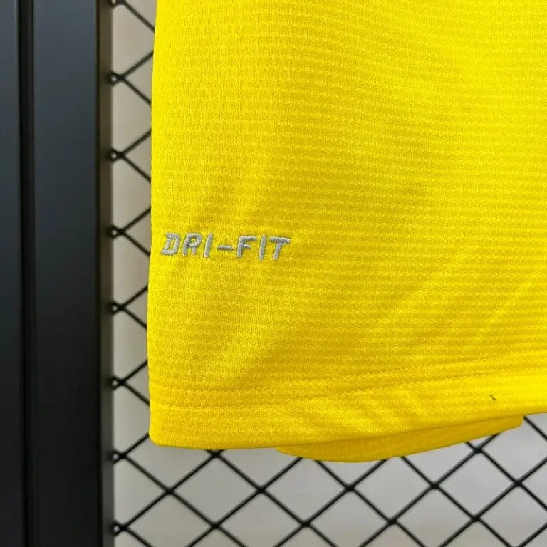 Arsenal 2013-14 Away Kit