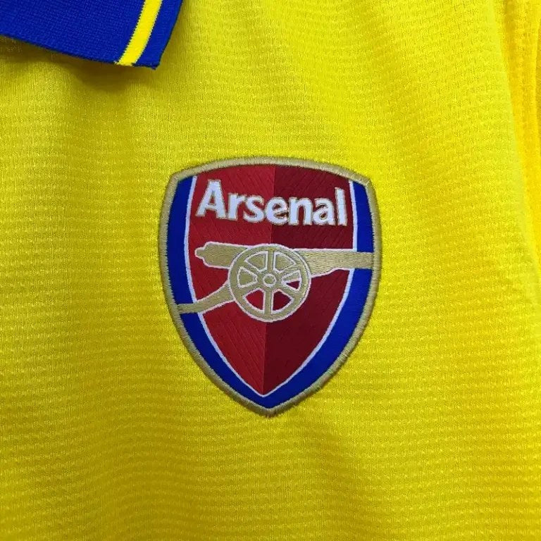 Arsenal 2013-14 Away Kit