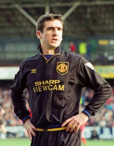 Manchester United 1993/1995 Retro Away Shirt - Long Sleeve