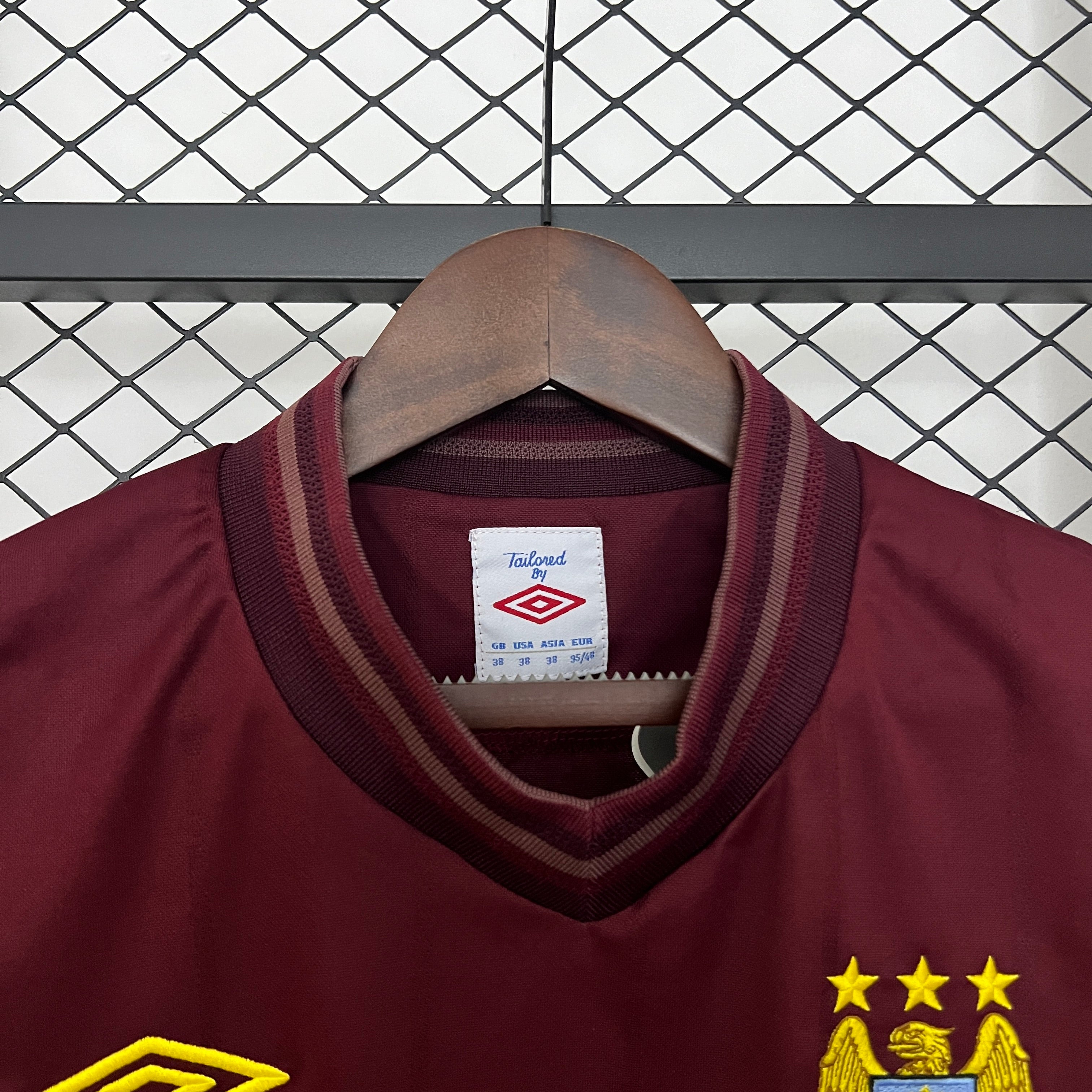 2012-2013 Manchester City Away Shirt