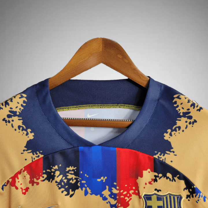 FC Barcelona Catalan Pixel Fade Kit