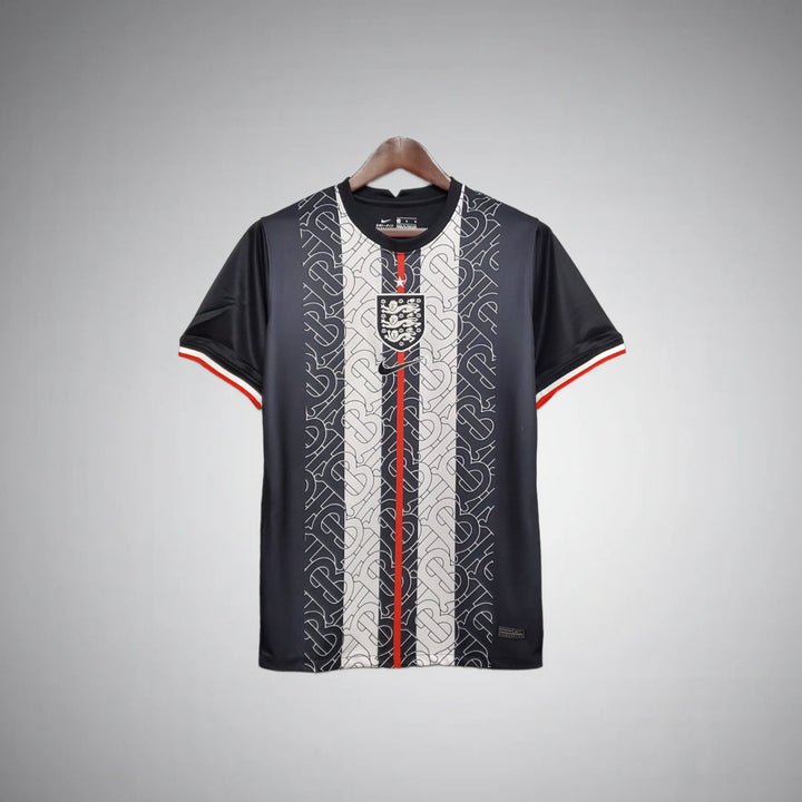 England Regal Runic Kit by Burberry