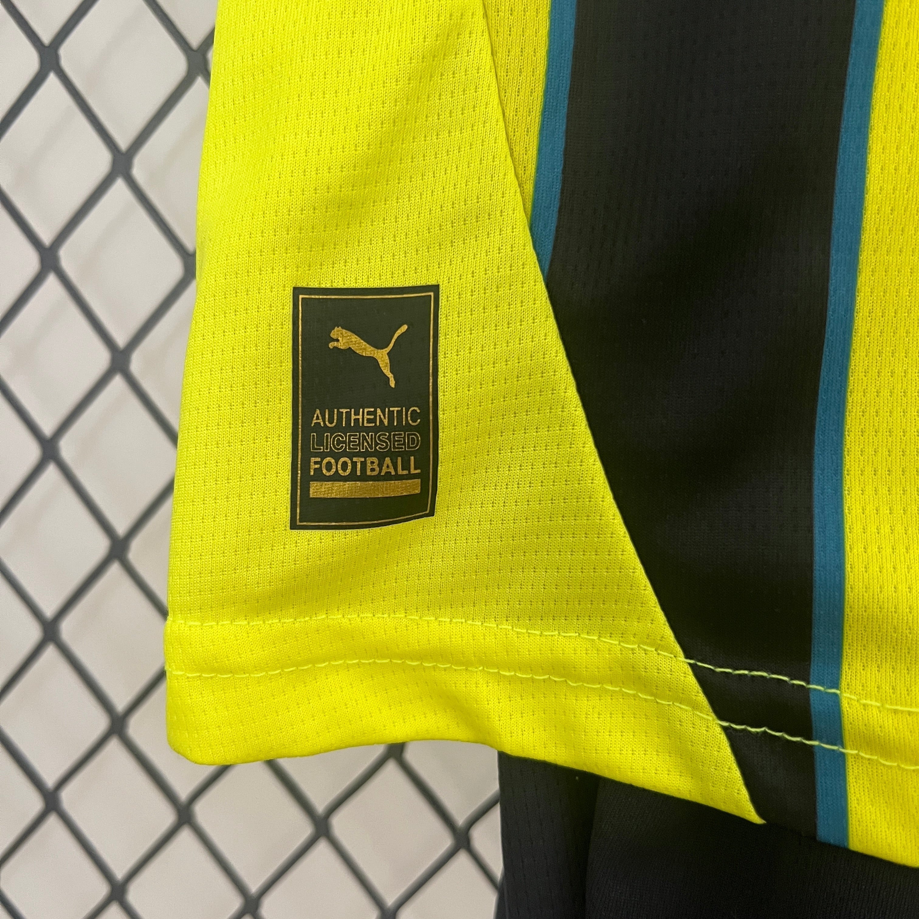 Manchester City 2024/25 Away Kids Kit