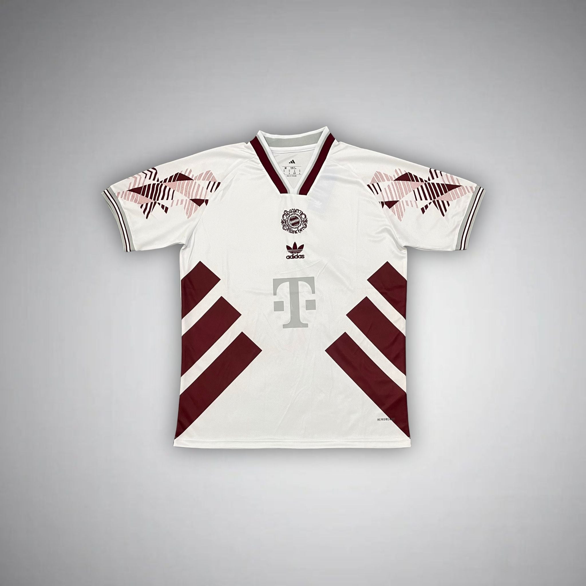 FC Bayern Mia San Luxe Kit