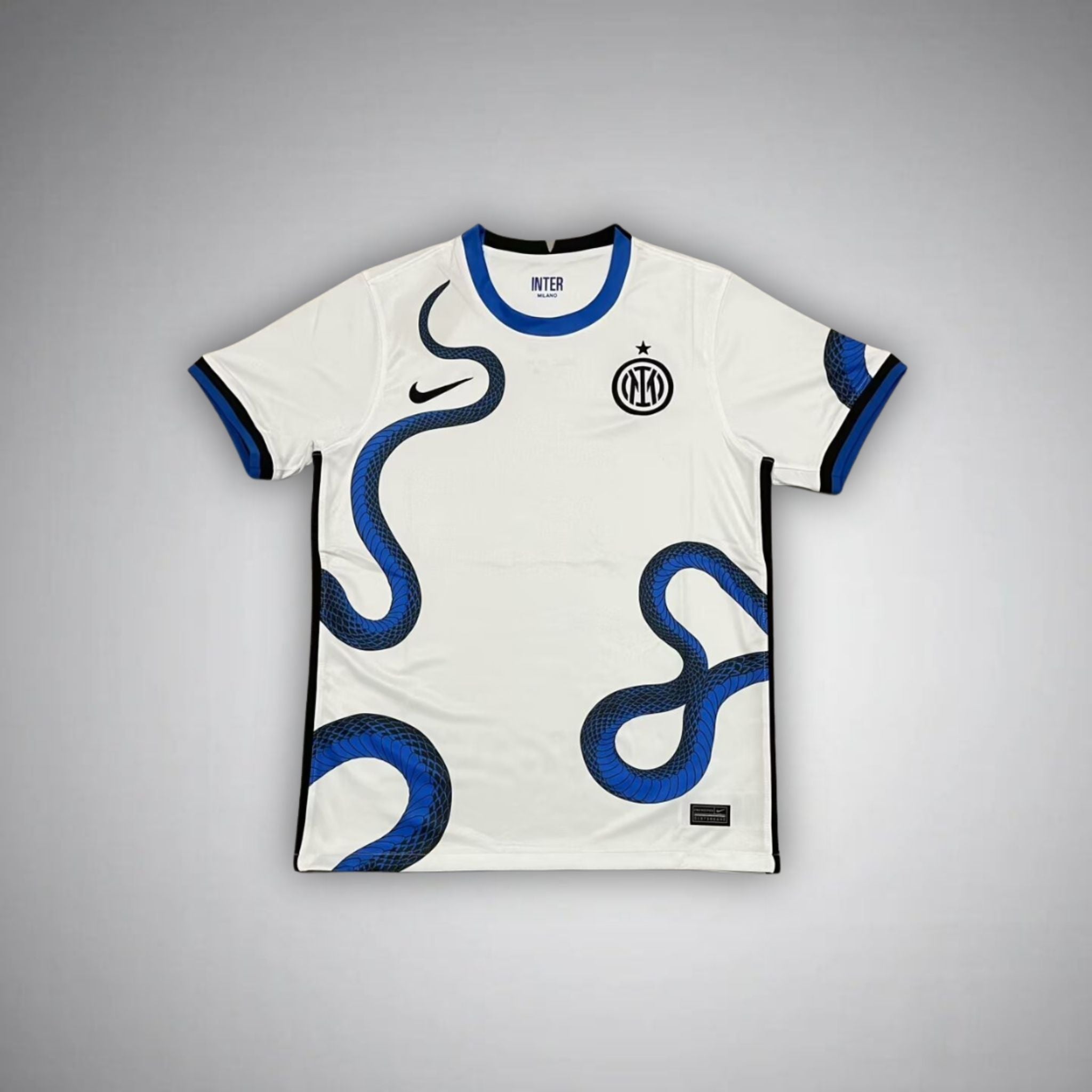 Inter Milan Serpentario Kit
