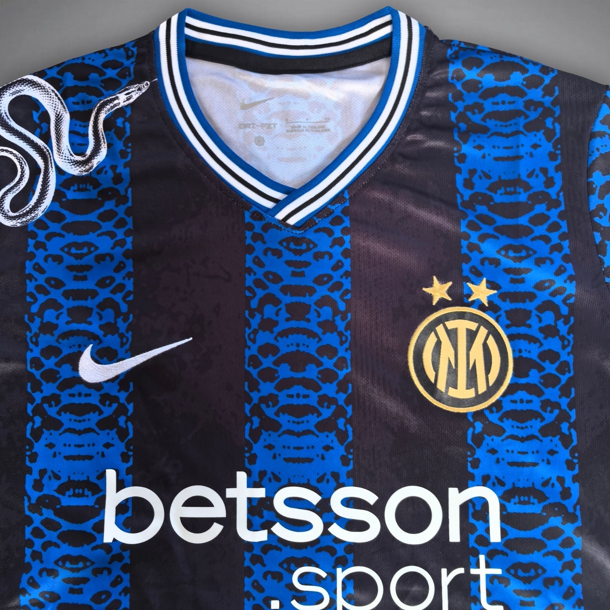 Inter Milan Strike Milano Kit