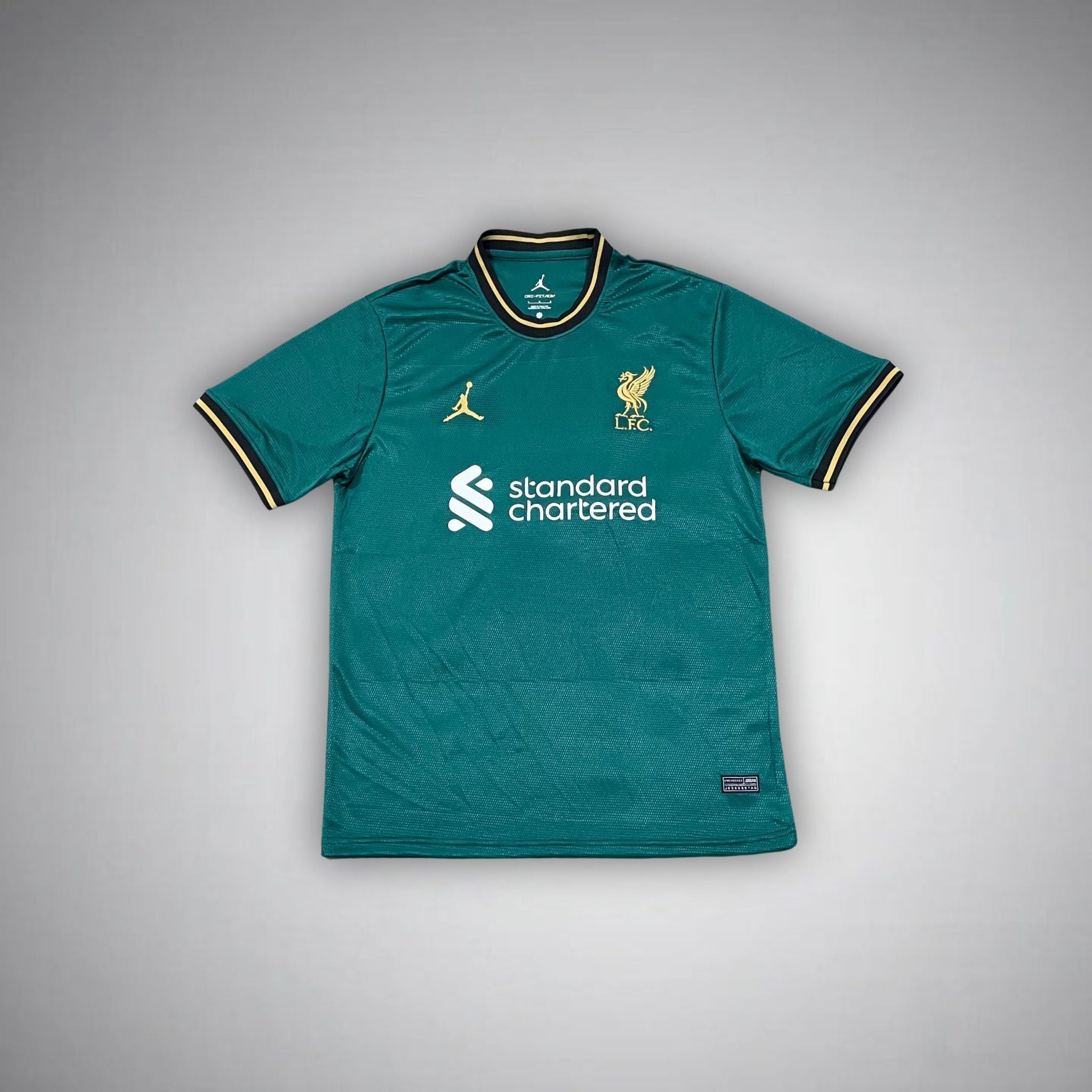Liverpool x Jordan Kit