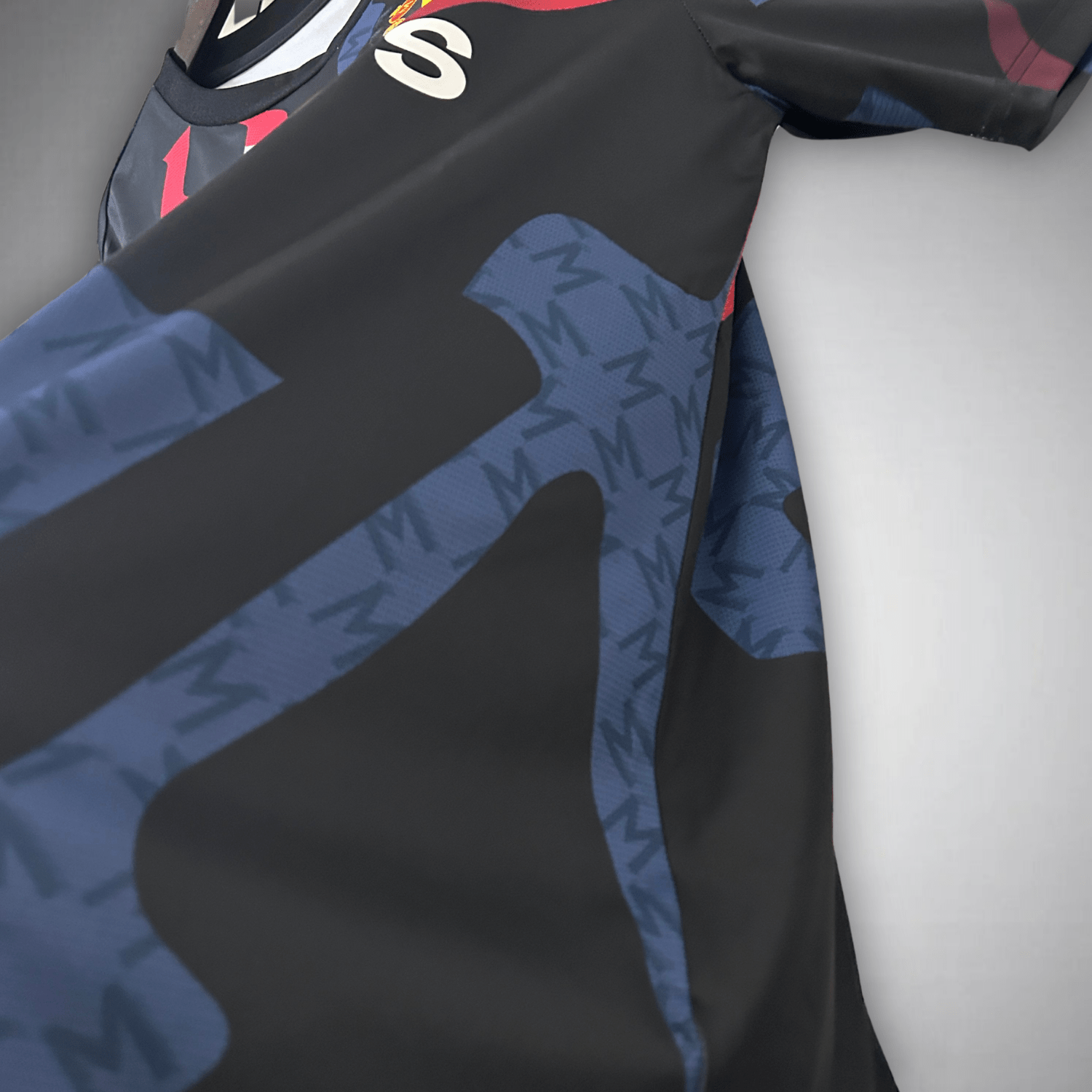 Manchester United Crimson Enigma Kit