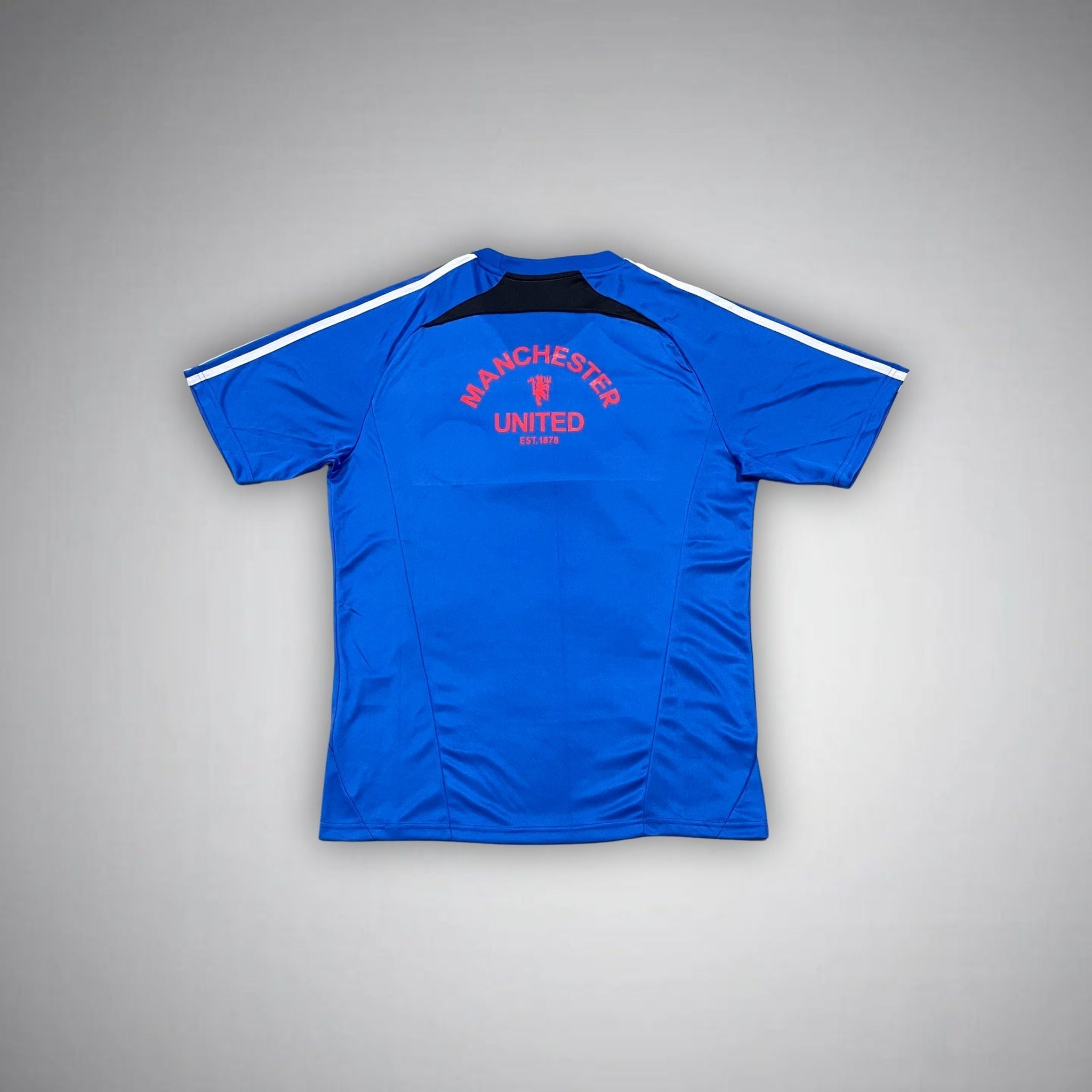 Manchester United Metro Pure Kit