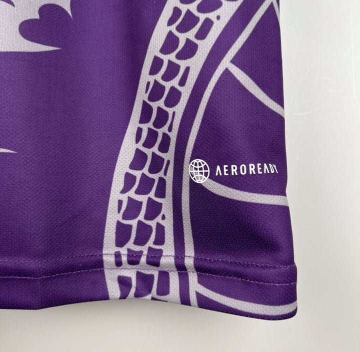 Real Madrid Dragón Morado Kit