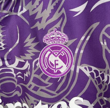Real Madrid Dragón Morado Kit