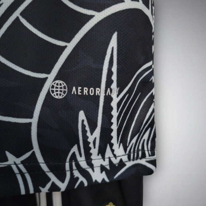 Real Madrid Dragon Negro Kids Kit